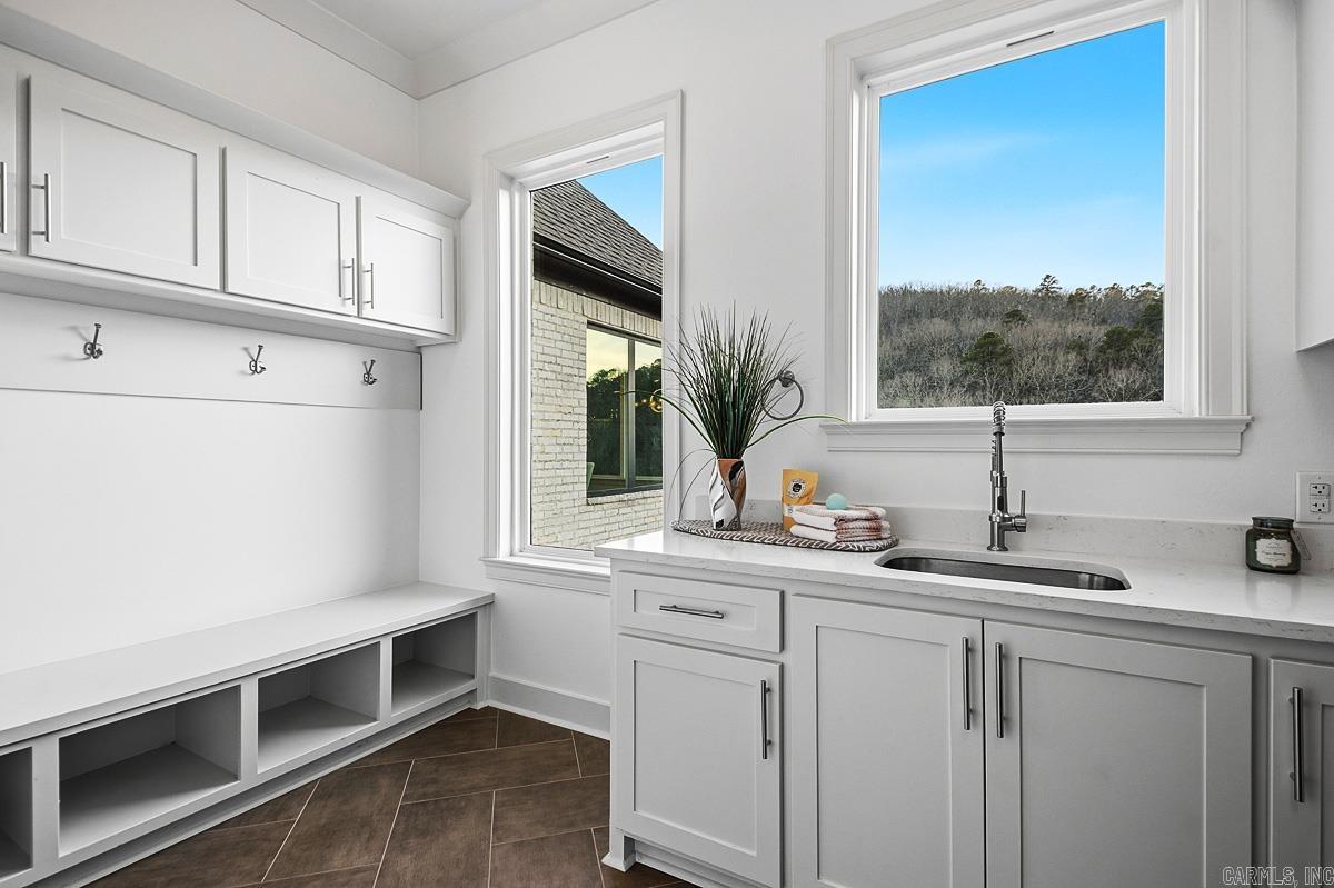 CHENAL VALLEY FALSTONE COURT - Residential