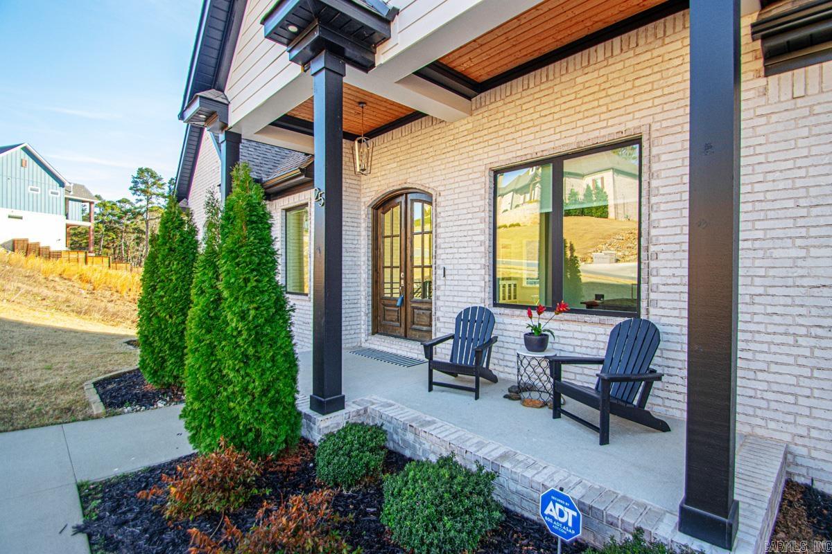 CHENAL VALLEY FALSTONE COURT - Residential