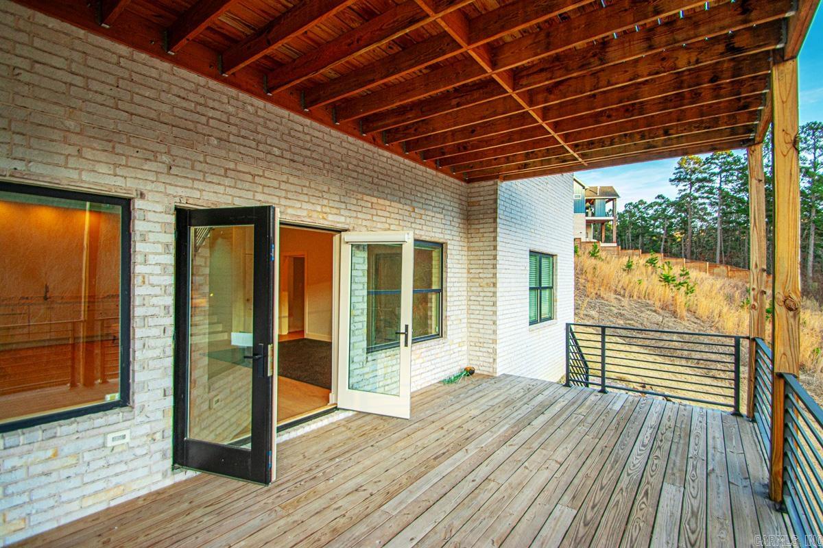 CHENAL VALLEY FALSTONE COURT - Residential