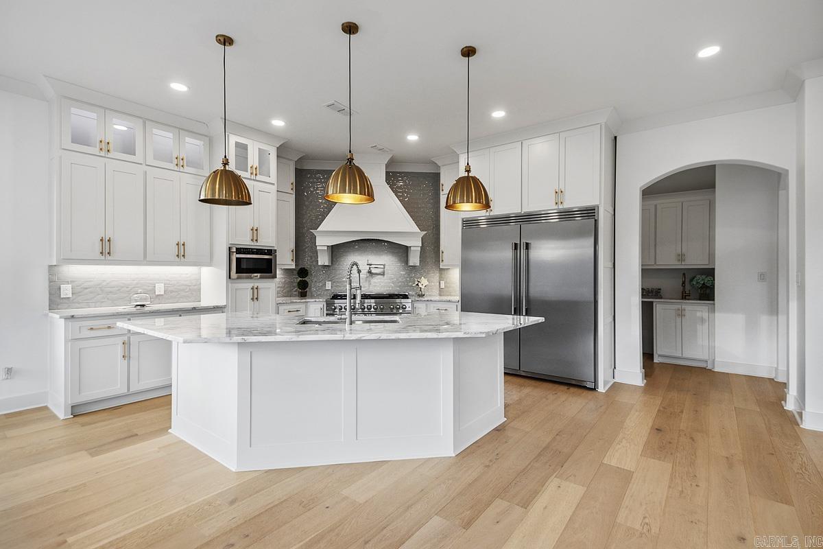 CHENAL VALLEY FALSTONE COURT - Residential