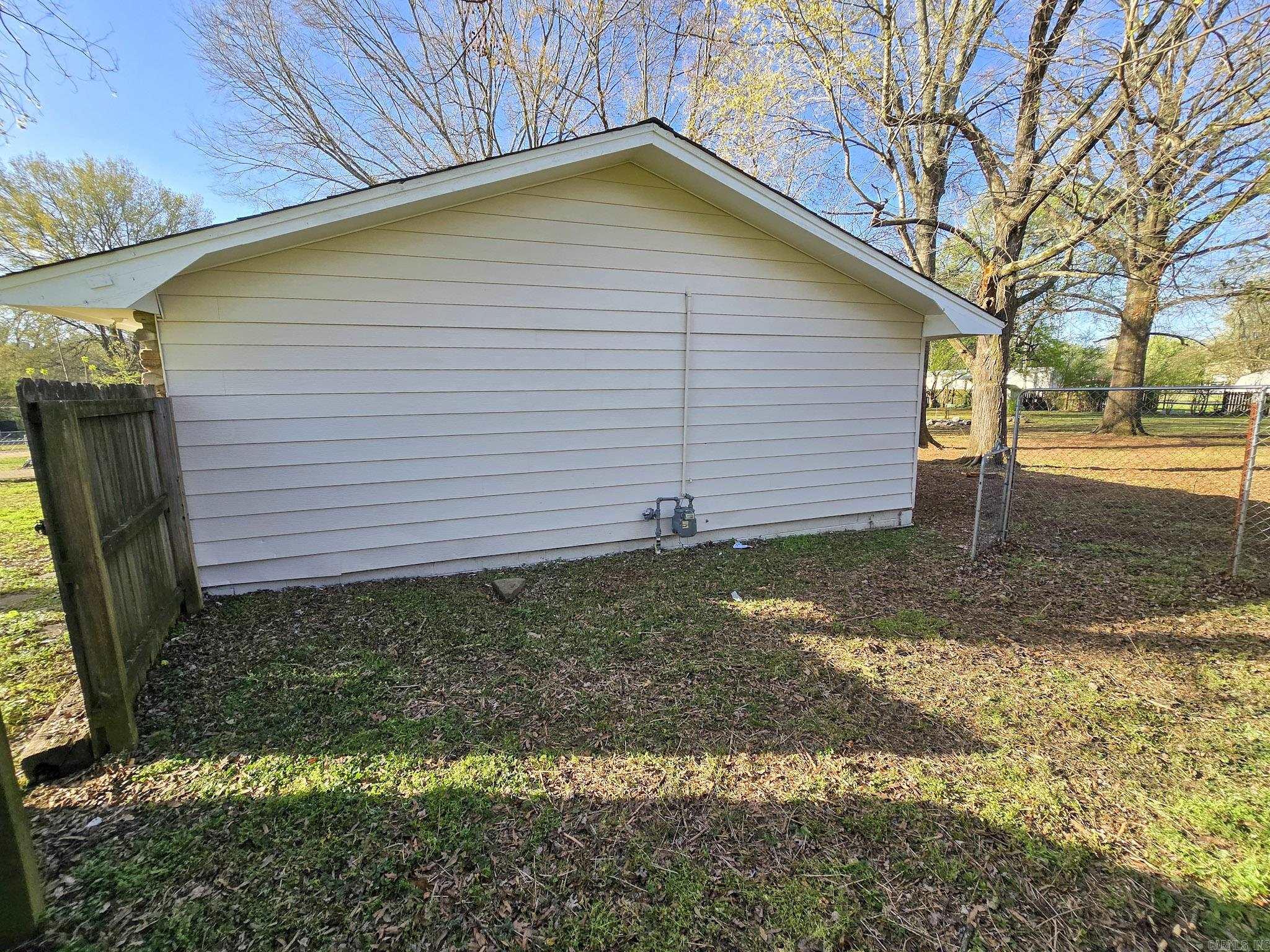 ROBISON - Residential