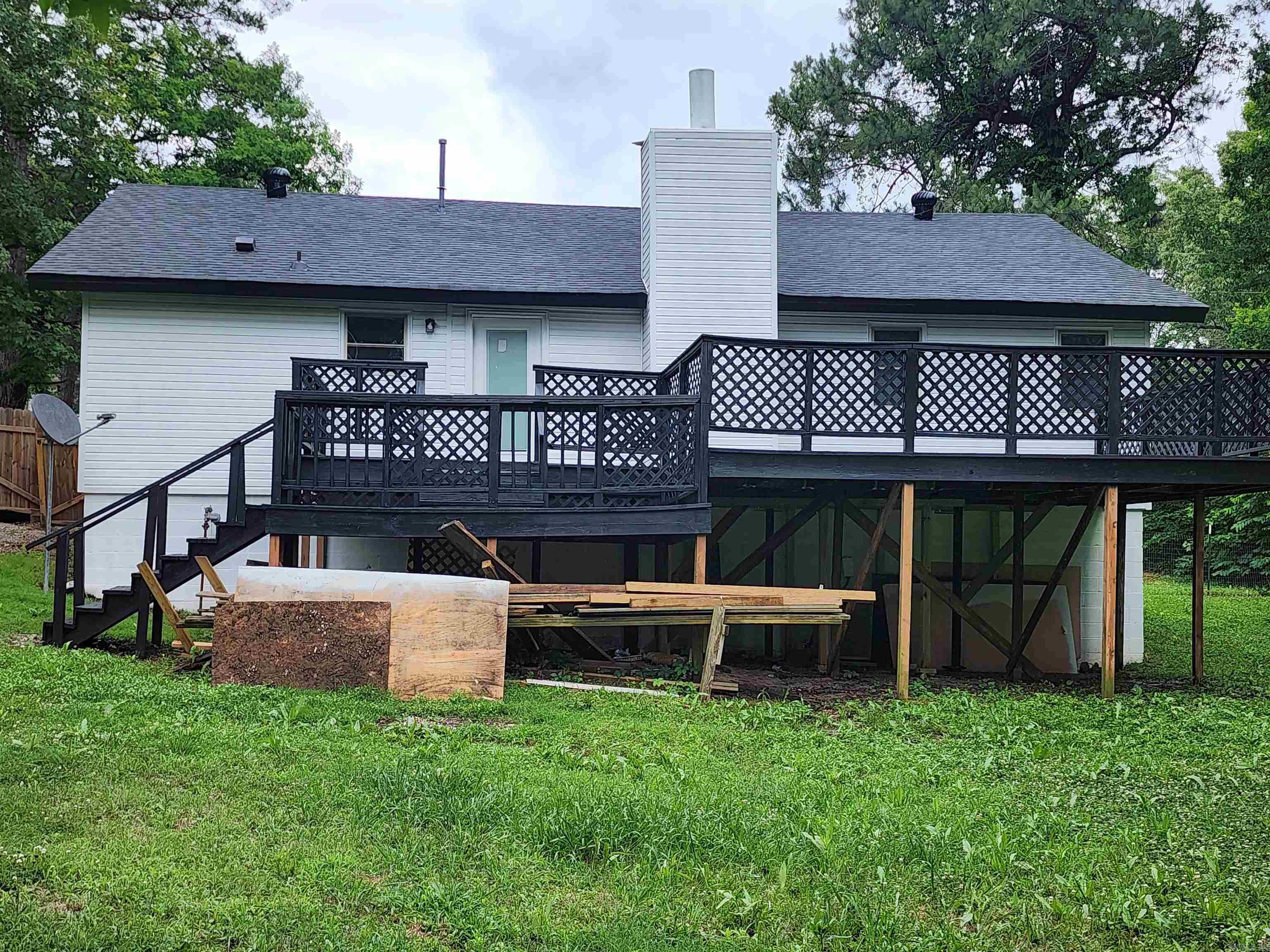 ARCHWOOD MANOR - Residential