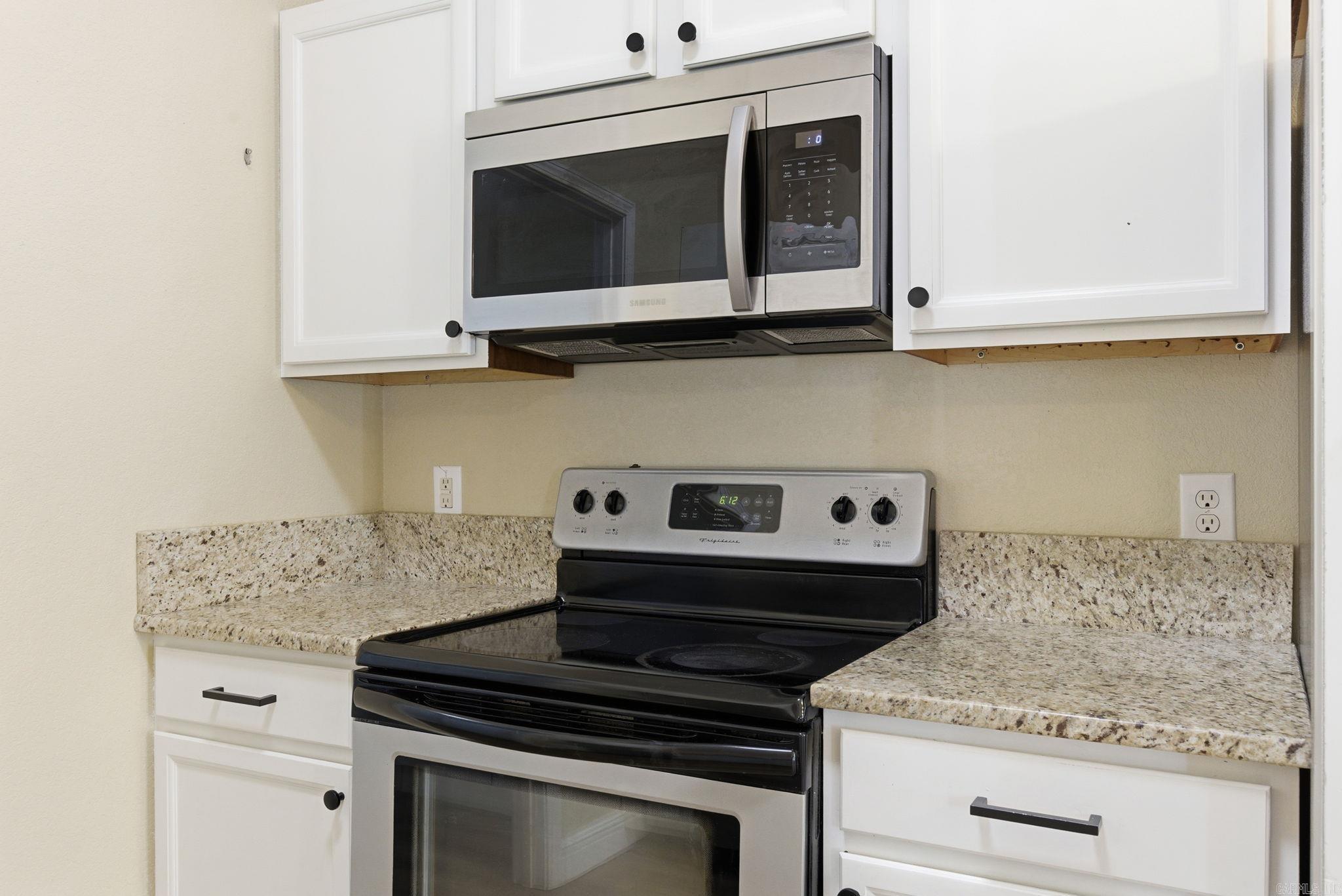 HICKORY HILLS - Residential