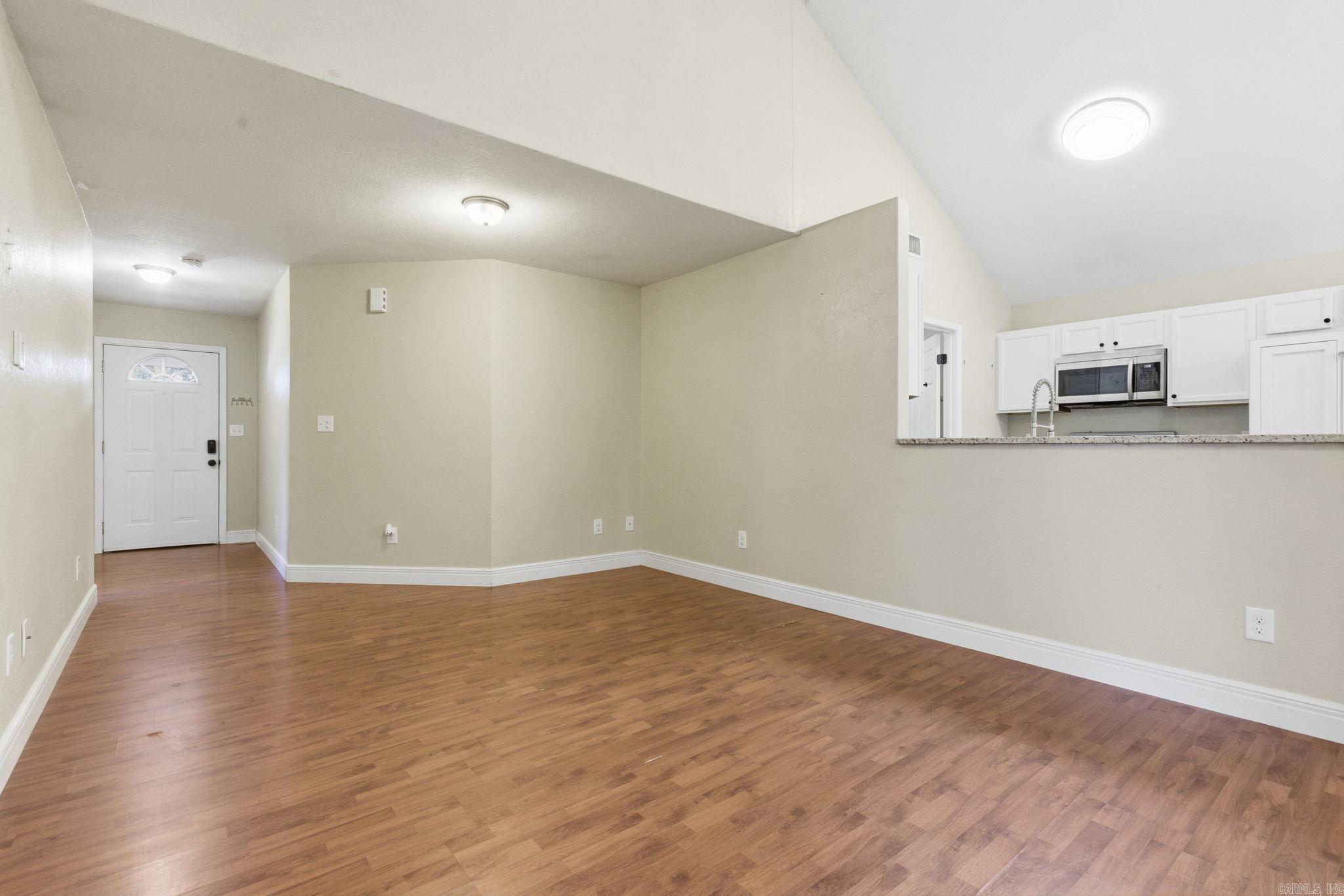 HICKORY HILLS - Residential