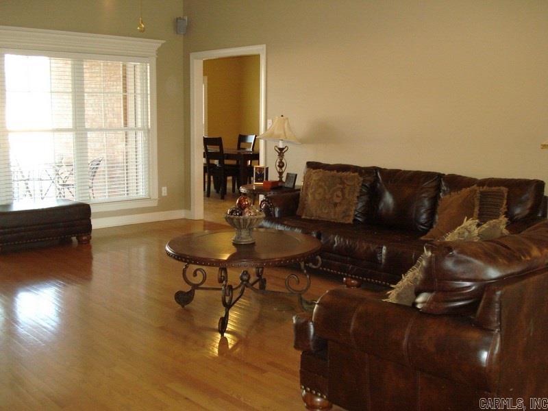 MAUMELLE VALLEY ESTATES - Residential