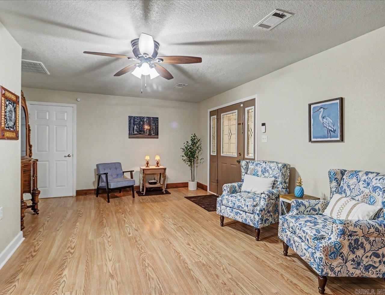 Oakridge Lake Estates - Residential