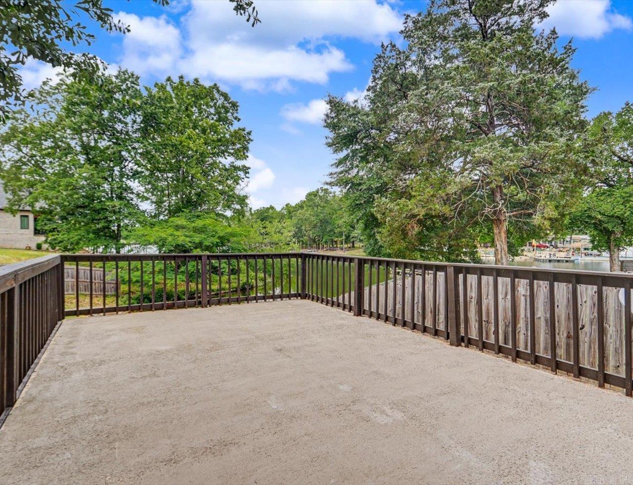 Oakridge Lake Estates - Residential