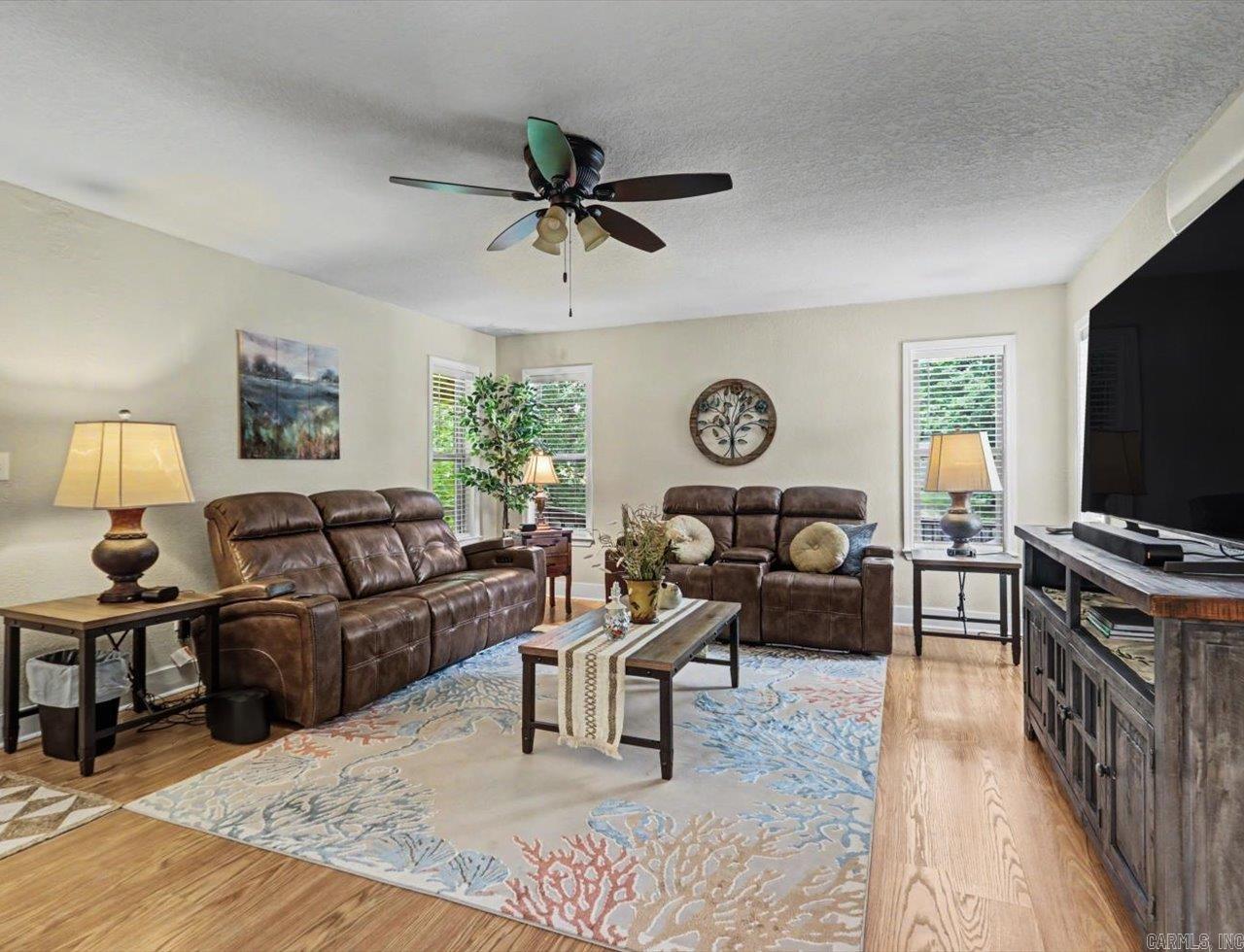 Oakridge Lake Estates - Residential