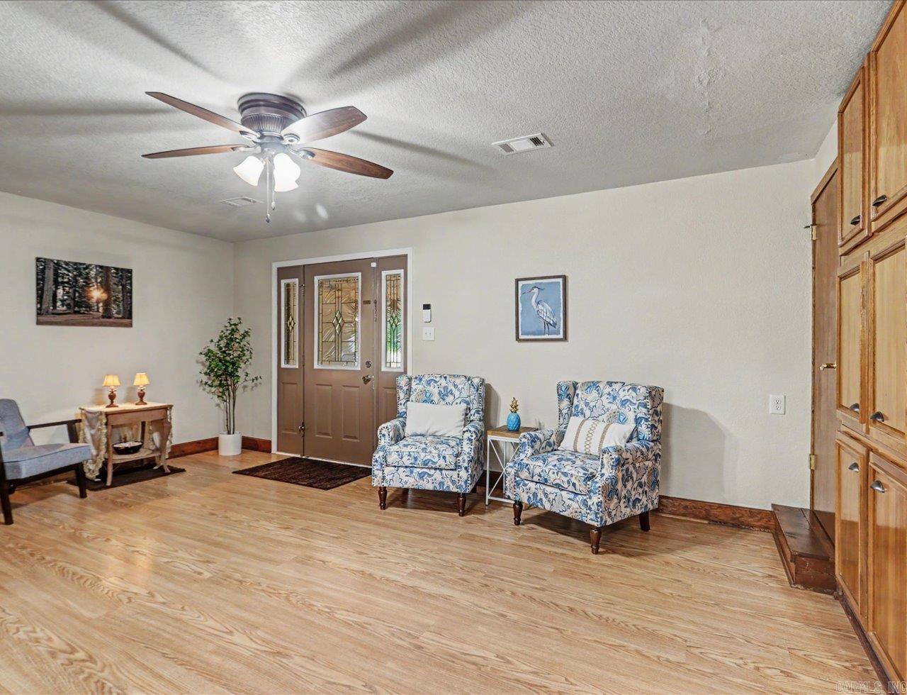 Oakridge Lake Estates - Residential