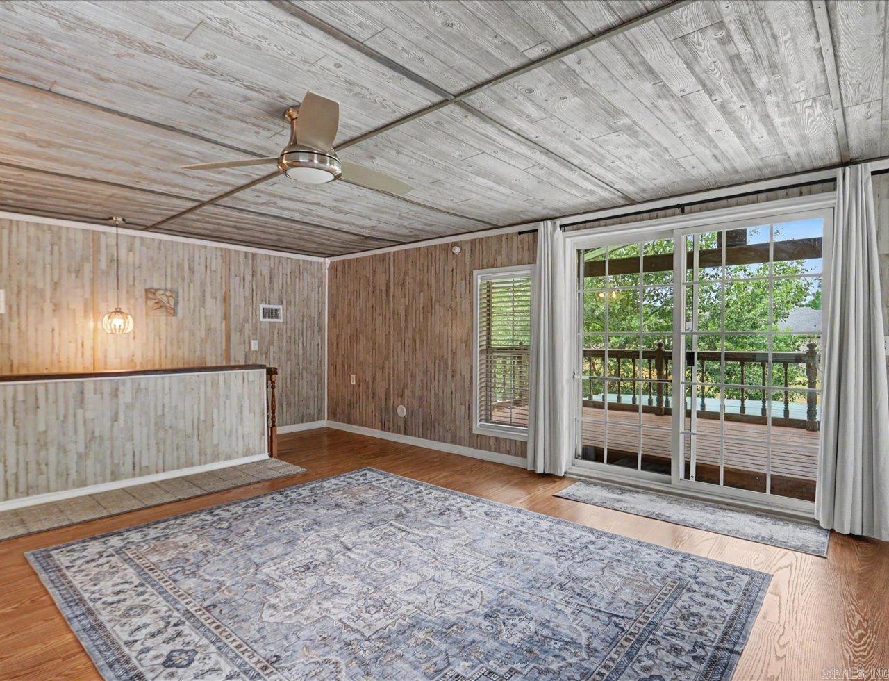 Oakridge Lake Estates - Residential