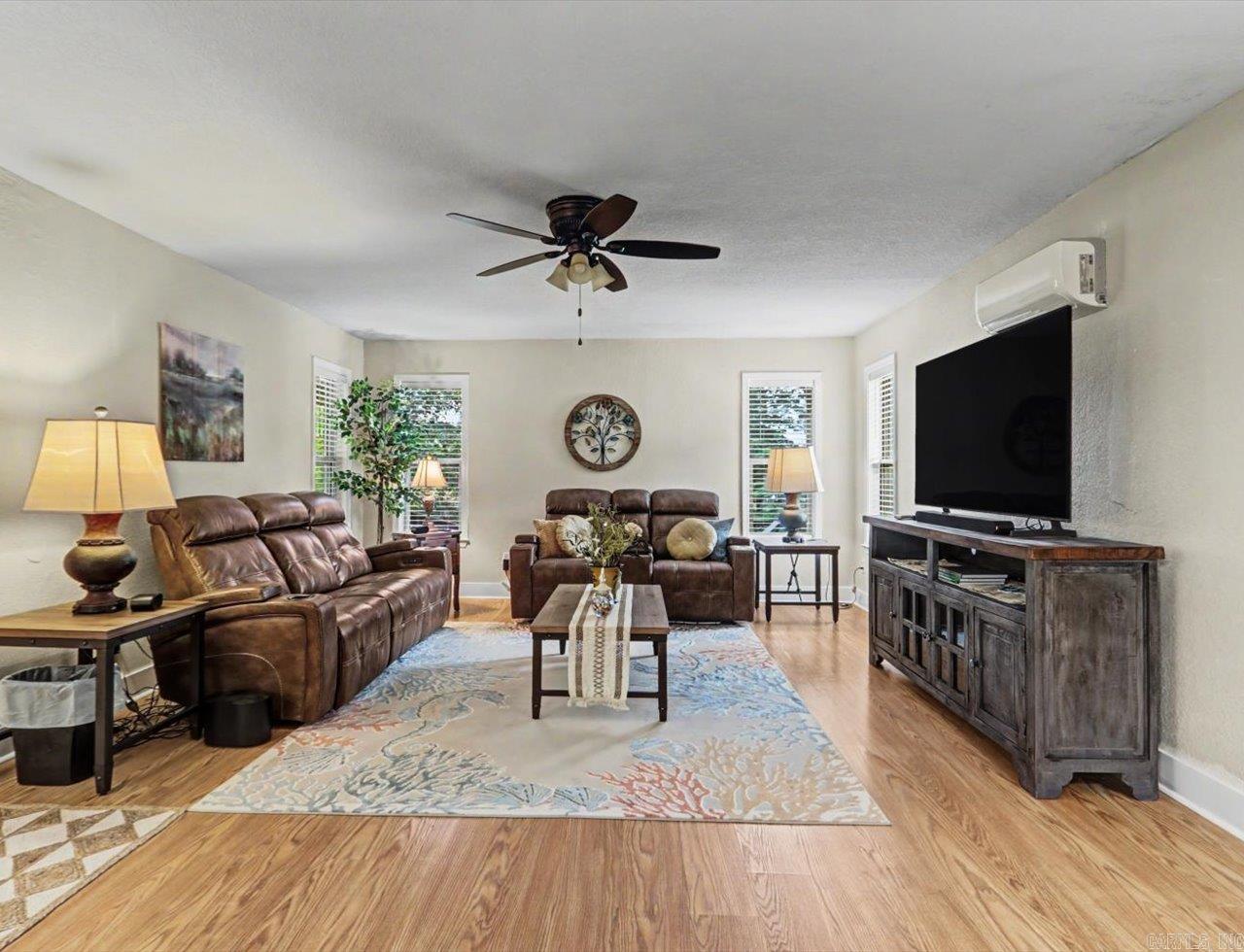 Oakridge Lake Estates - Residential
