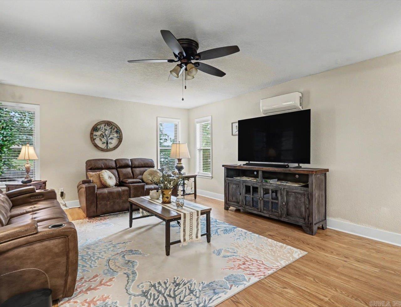 Oakridge Lake Estates - Residential