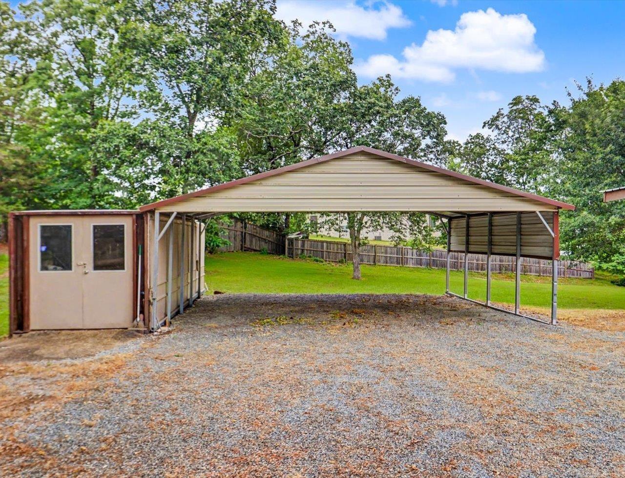 Oakridge Lake Estates - Residential