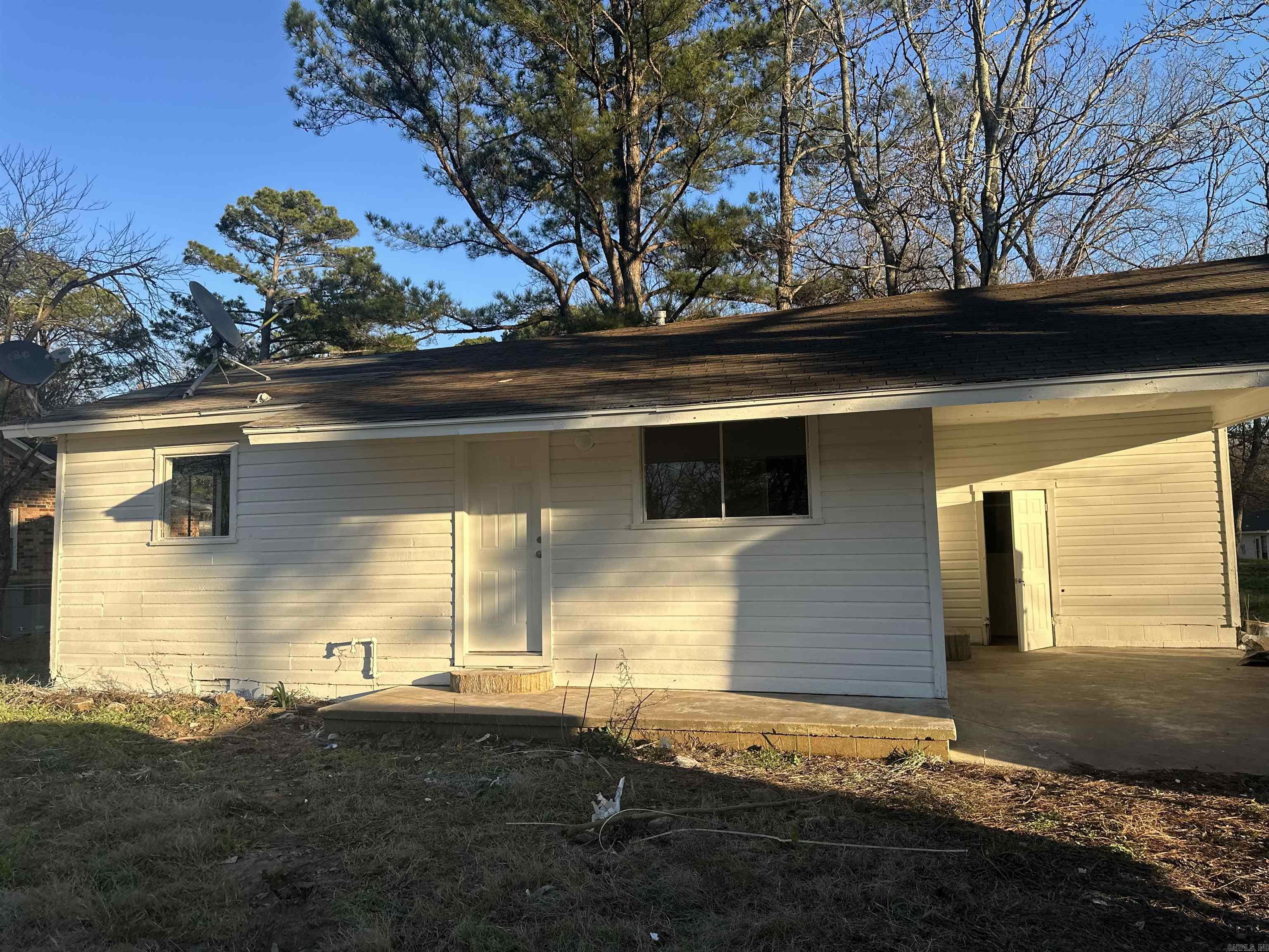Investment Opportunity with Steady Income ā 2 Bed, 1 Bath on 0.51 Acre Corner Lot This tenant-occupied 2-bedroom, 1-bath home is an excellent opportunity for investors looking for steady rental income or future development potential. Currently rented at $800/month through January 2026, this property offers immediate cash flow. Major updates completed in 2024 include new electrical, plumbing, water heater, electric heaters, and a mini-split A/C unit ā giving peace of mind to the next owner. The seller is also offering a credit at closing toward the installation of a brand-new roof. Situated on a spacious 0.51 acre corner lot, the property includes two concrete pads where previous dwellings once stood ā offering a prime opportunity to build additional units (no mobile homes allowed). Perfect for a small multifamily development or rental expansion. Note: Property is tenant-occupied. Showings will only be scheduled with proof of funds. No SPD provided.