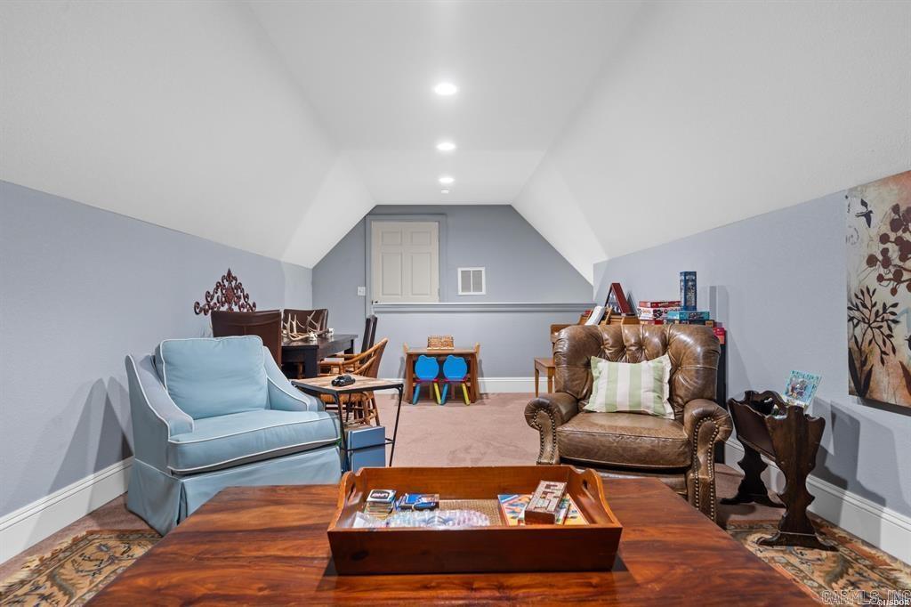 Red Oak Ridge - Residential