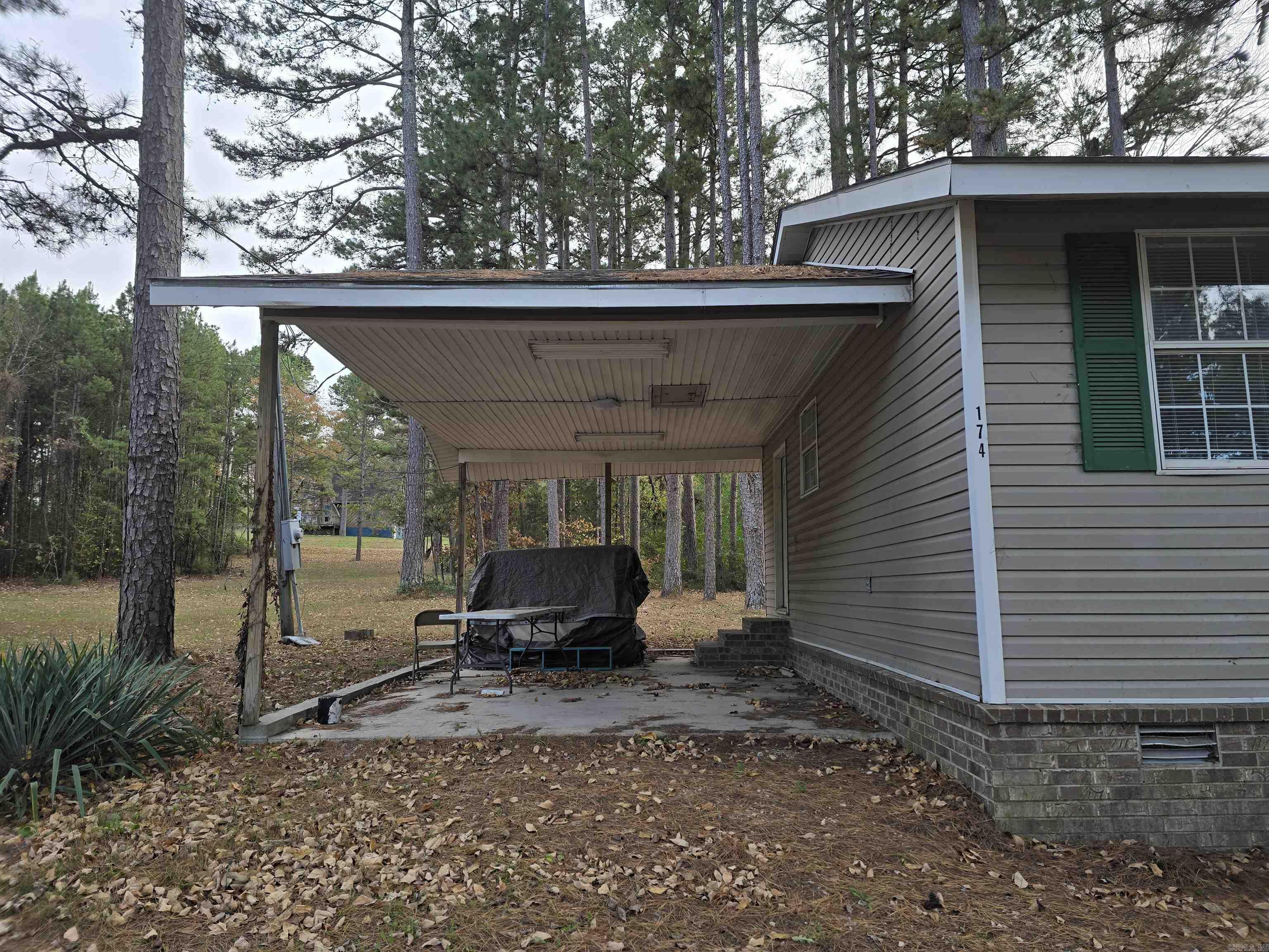 WEST PINES - Residential