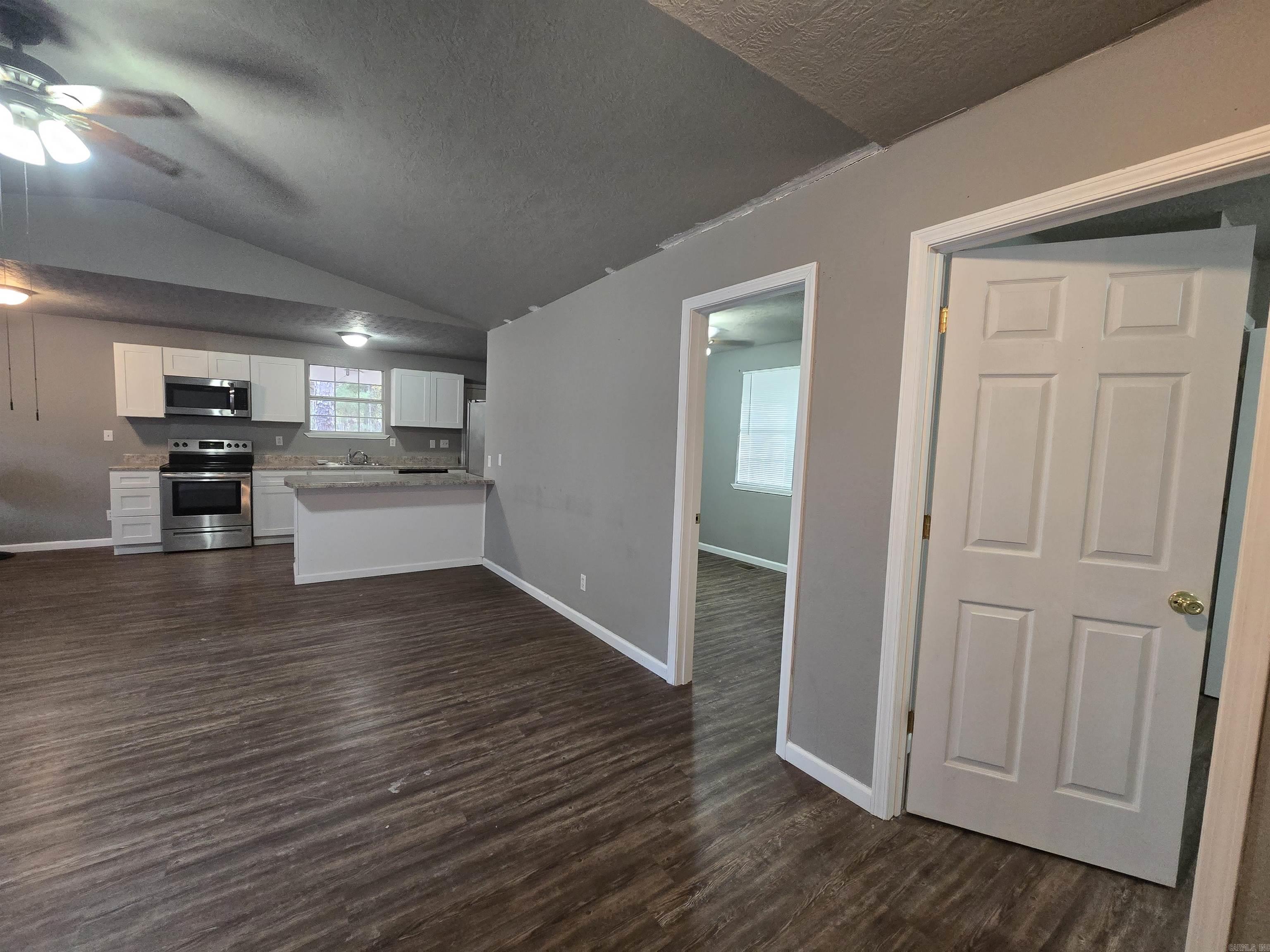 WEST PINES - Residential