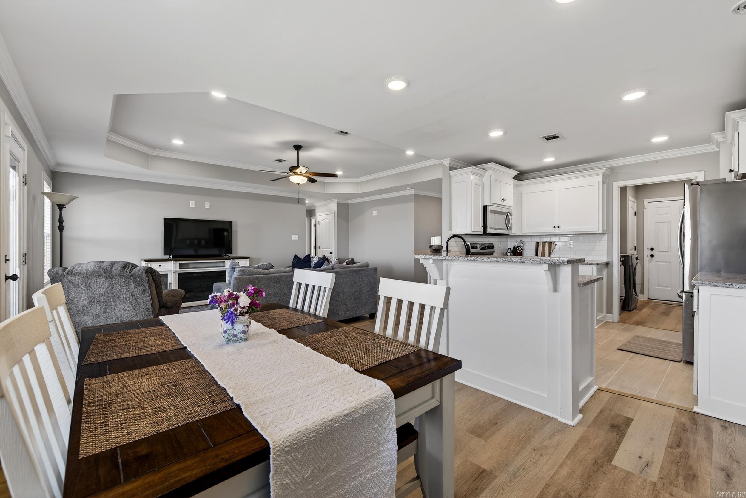 DEERFIELD ESTATES - Residential