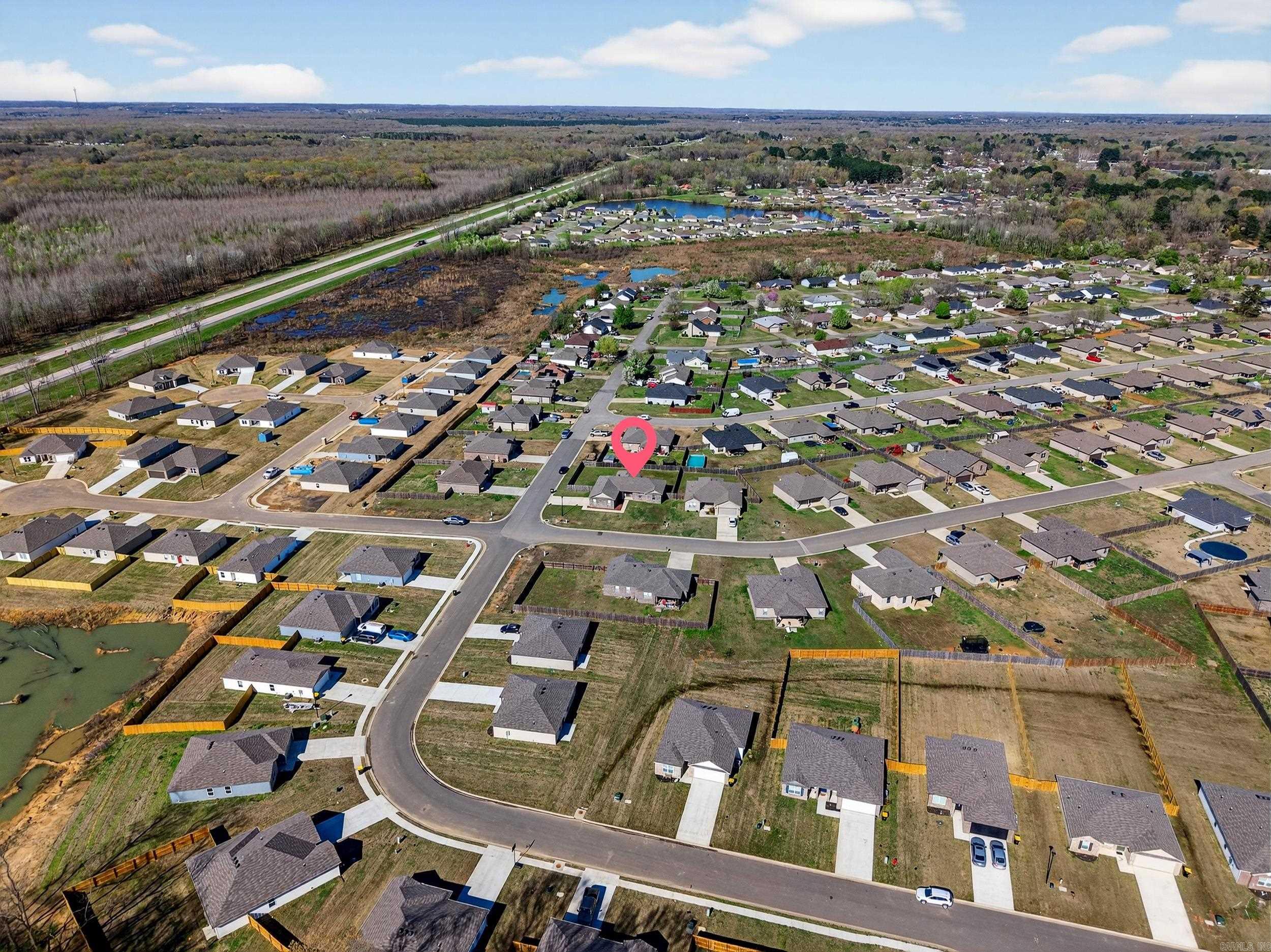 DEERFIELD ESTATES - Residential