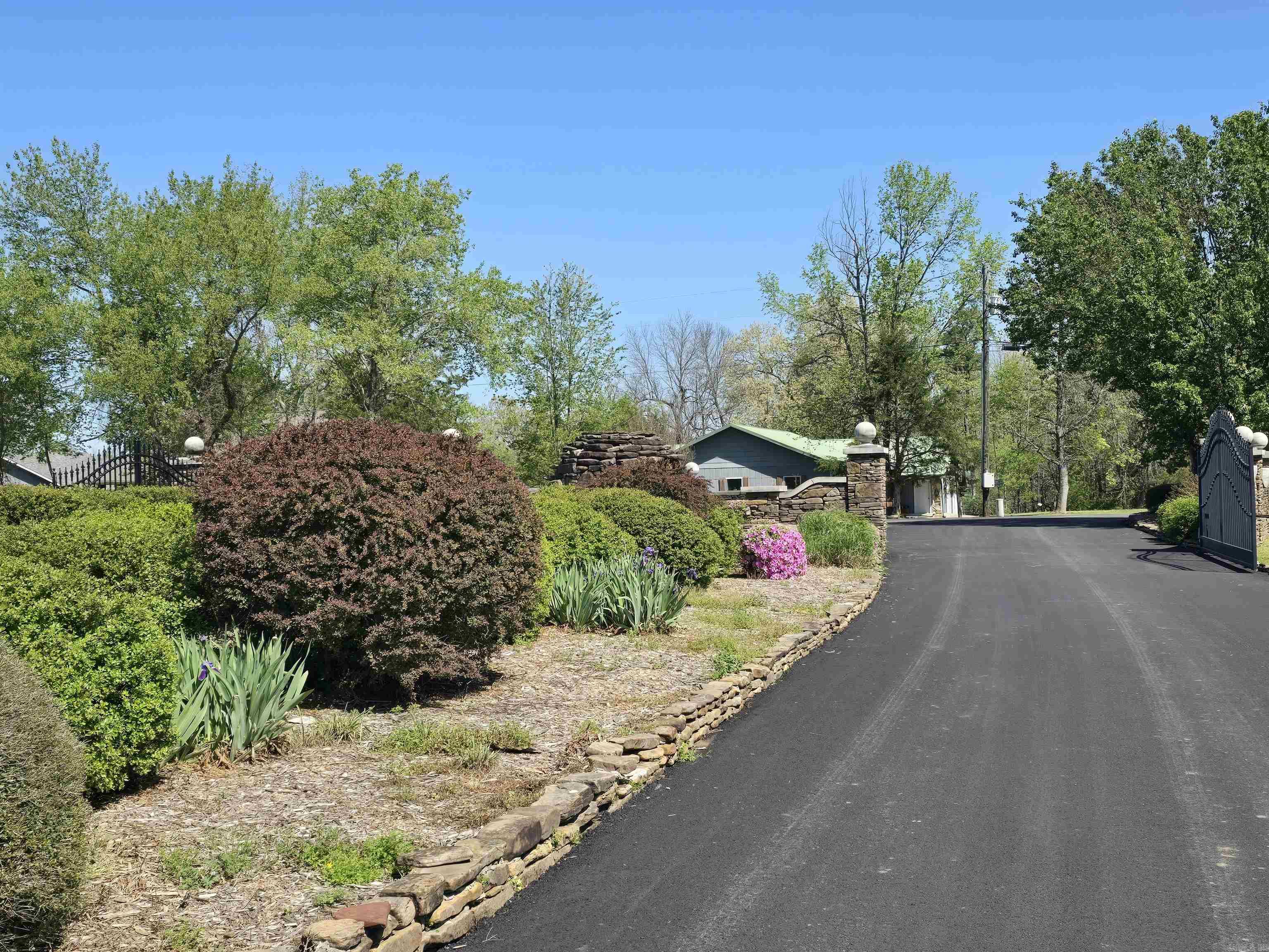 Landing at Emerald Isle - Land