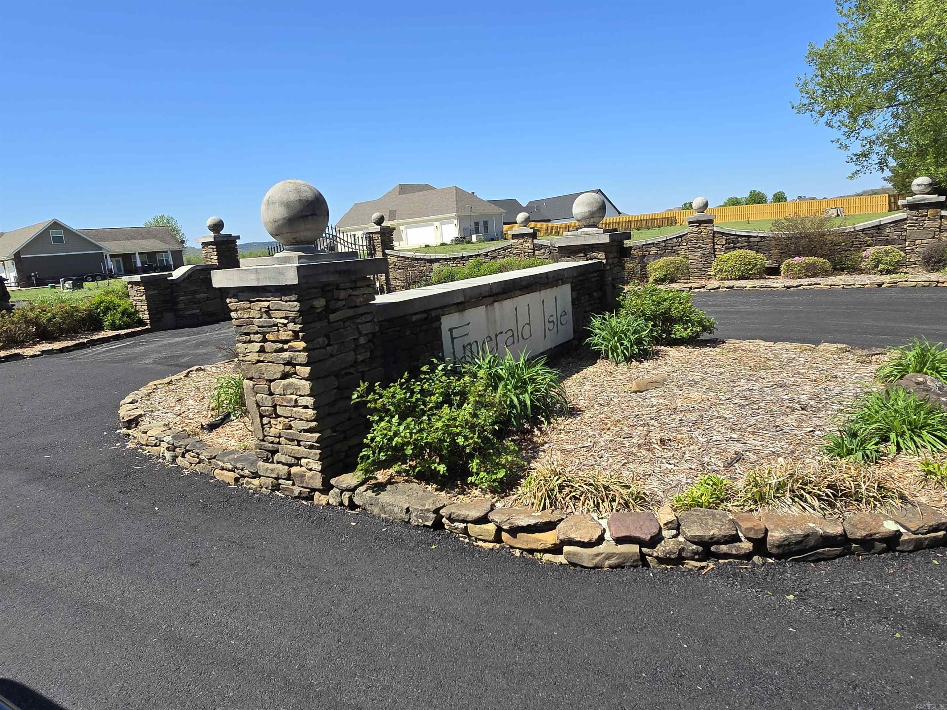 Landing at Emerald Isle - Land