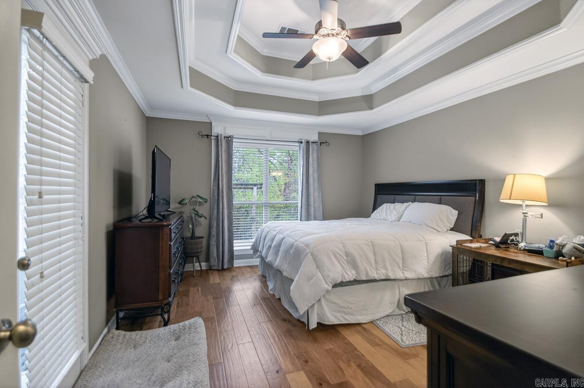 MAJESTIC POINTE - Residential