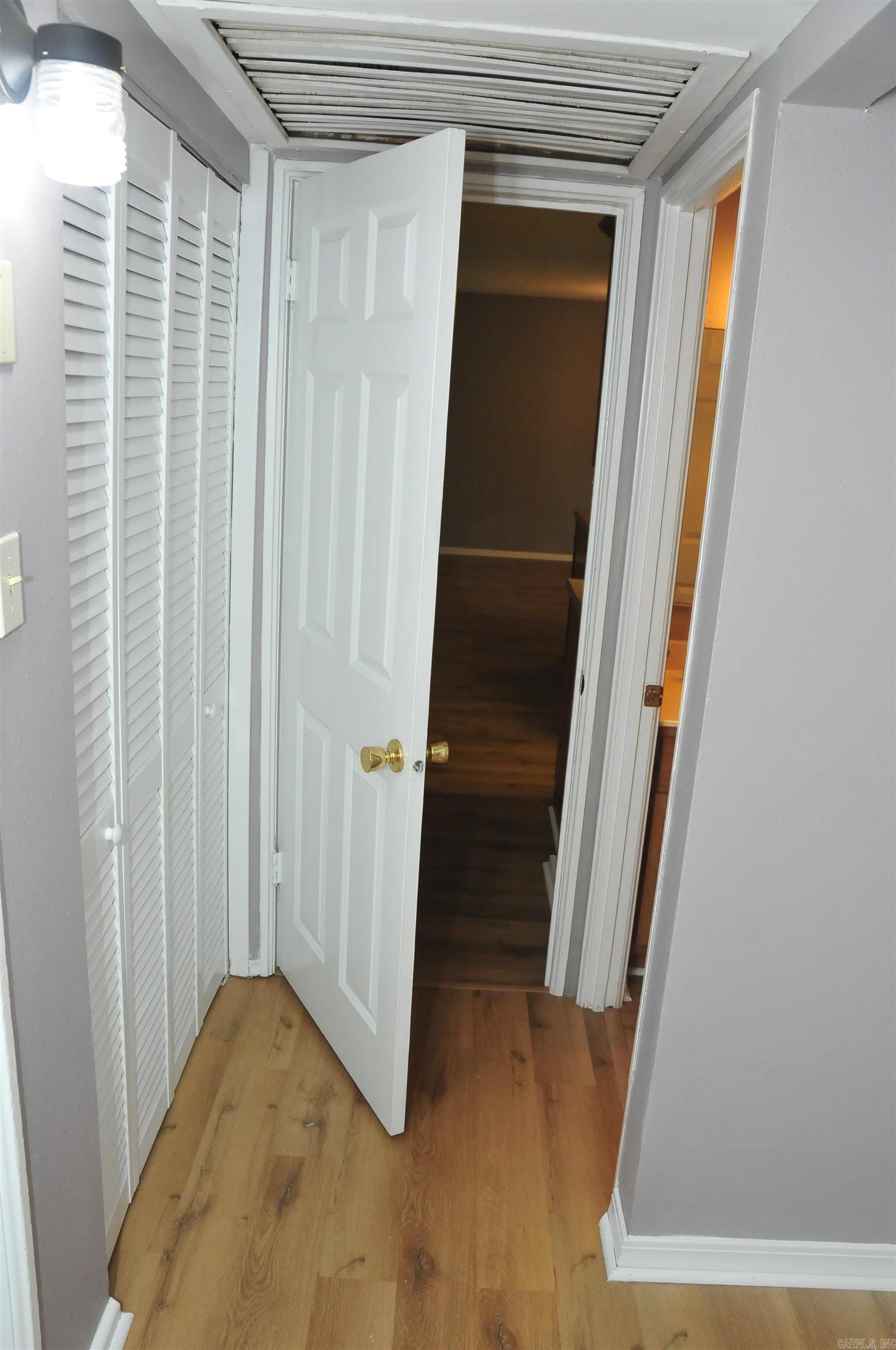 MEADOWCLIFF - Residential