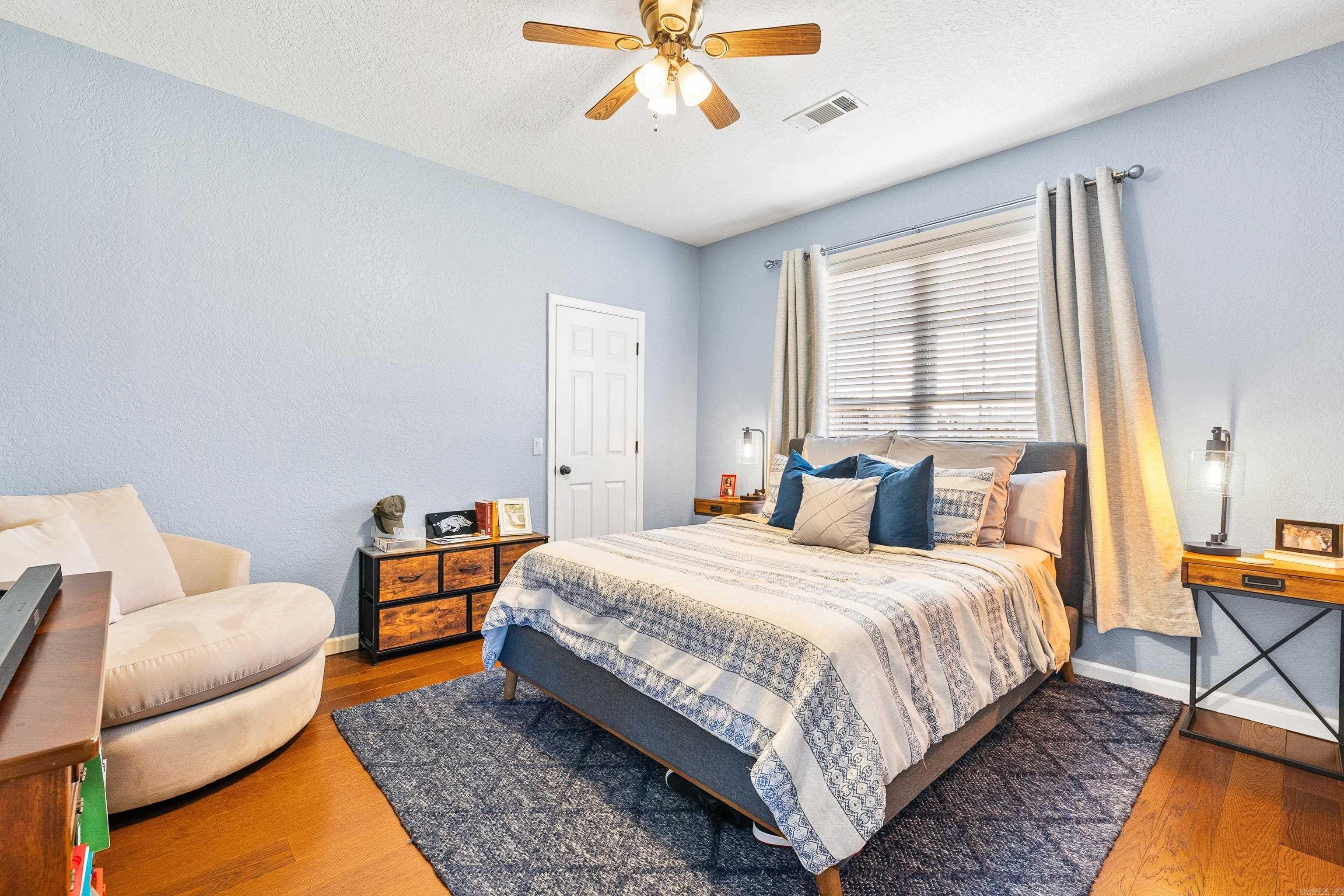 HURRICANE LAKE EST - Residential