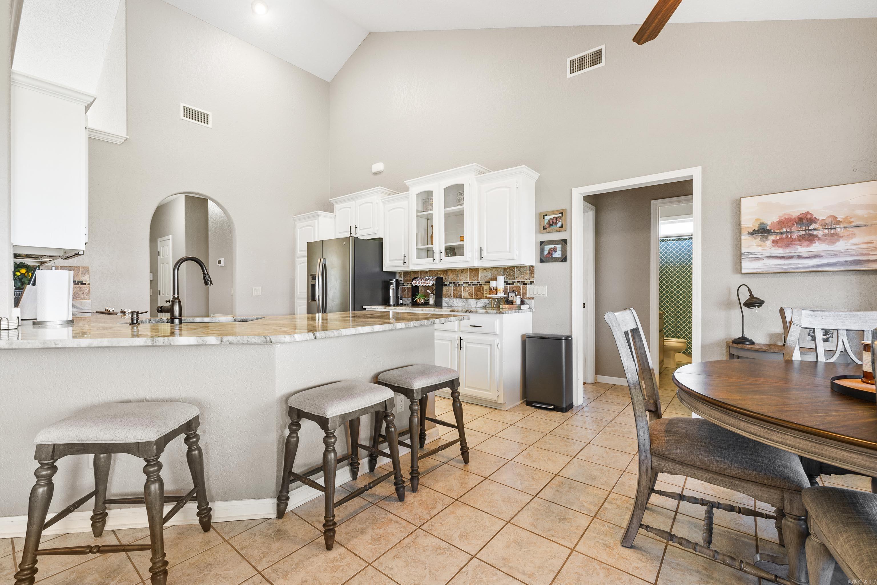HURRICANE LAKE EST - Residential