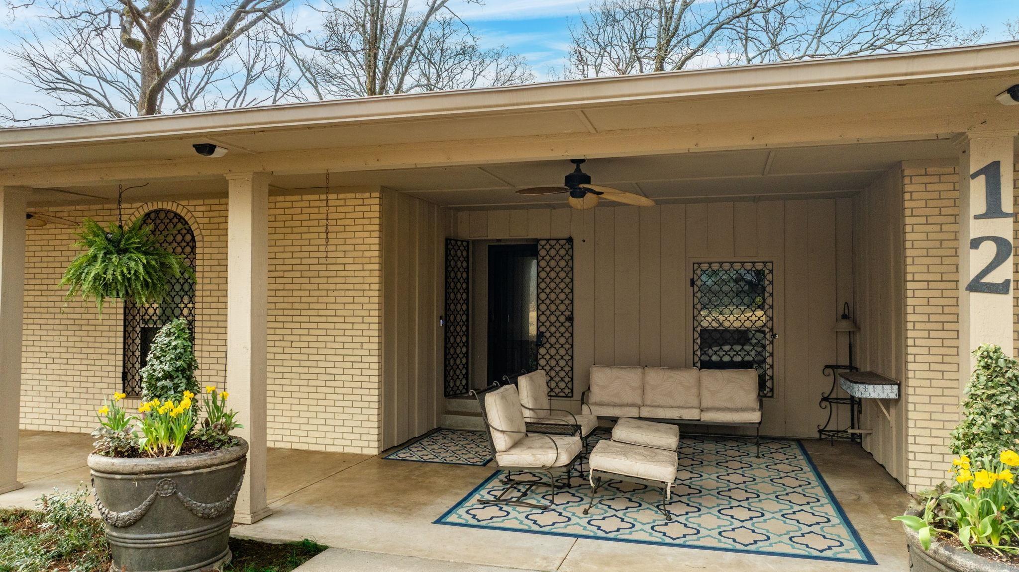 INDIAN HILLS - Residential