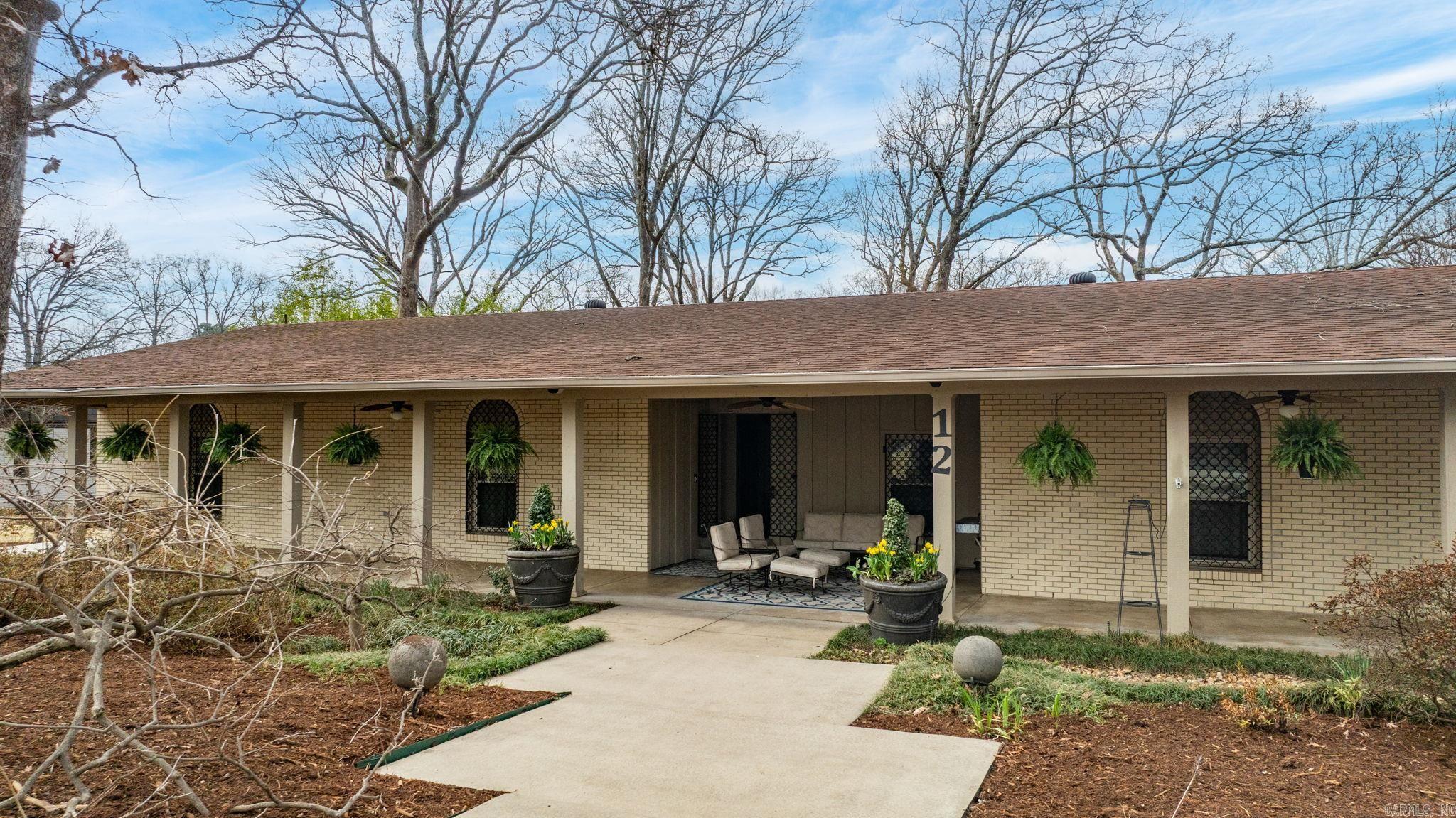 INDIAN HILLS - Residential