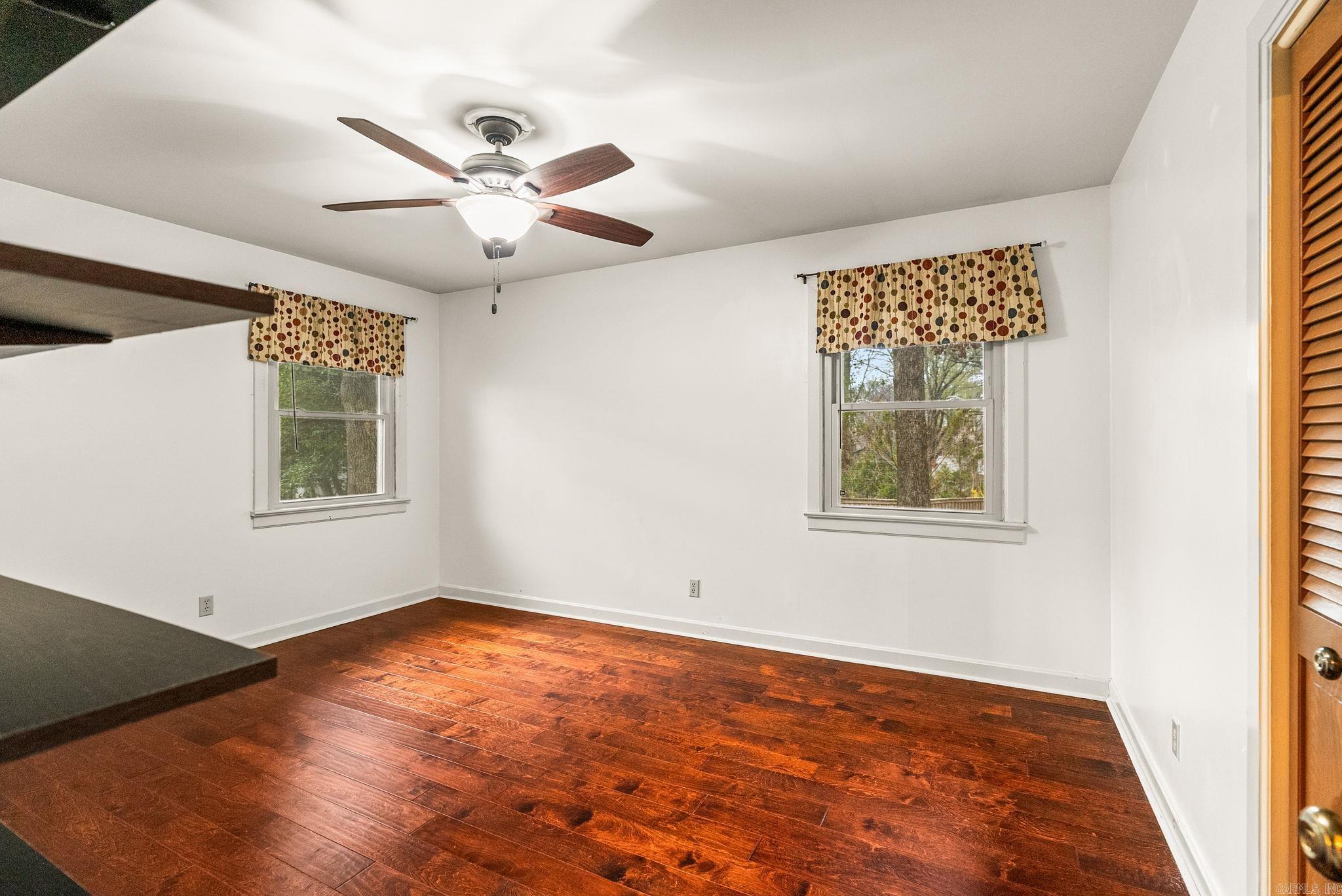 INDIAN HILLS - Residential