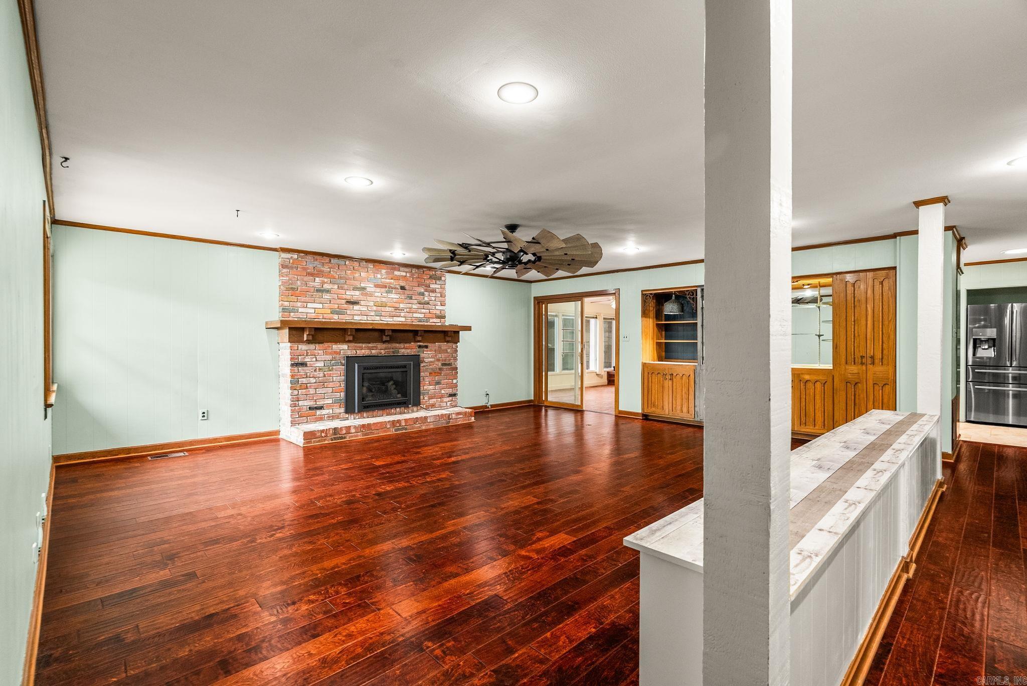 INDIAN HILLS - Residential