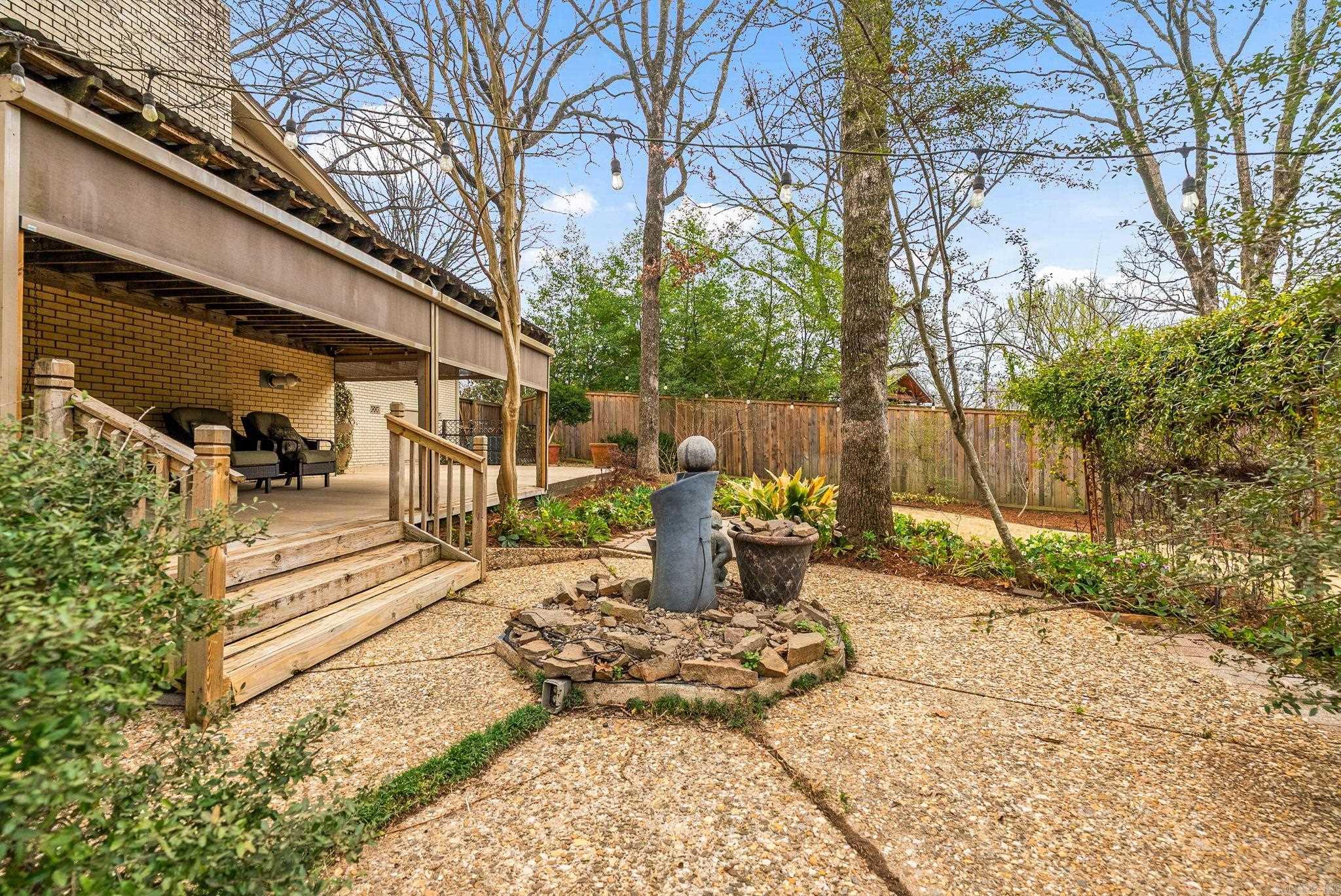 INDIAN HILLS - Residential