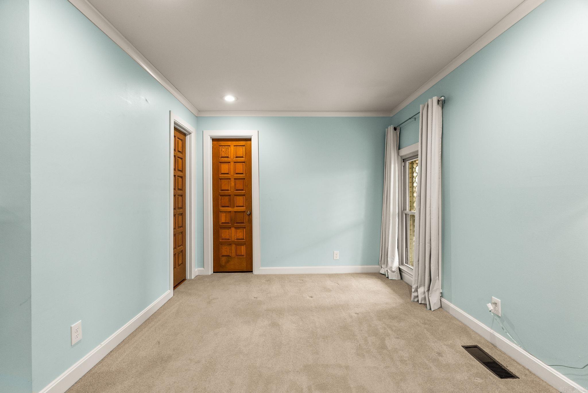 INDIAN HILLS - Residential