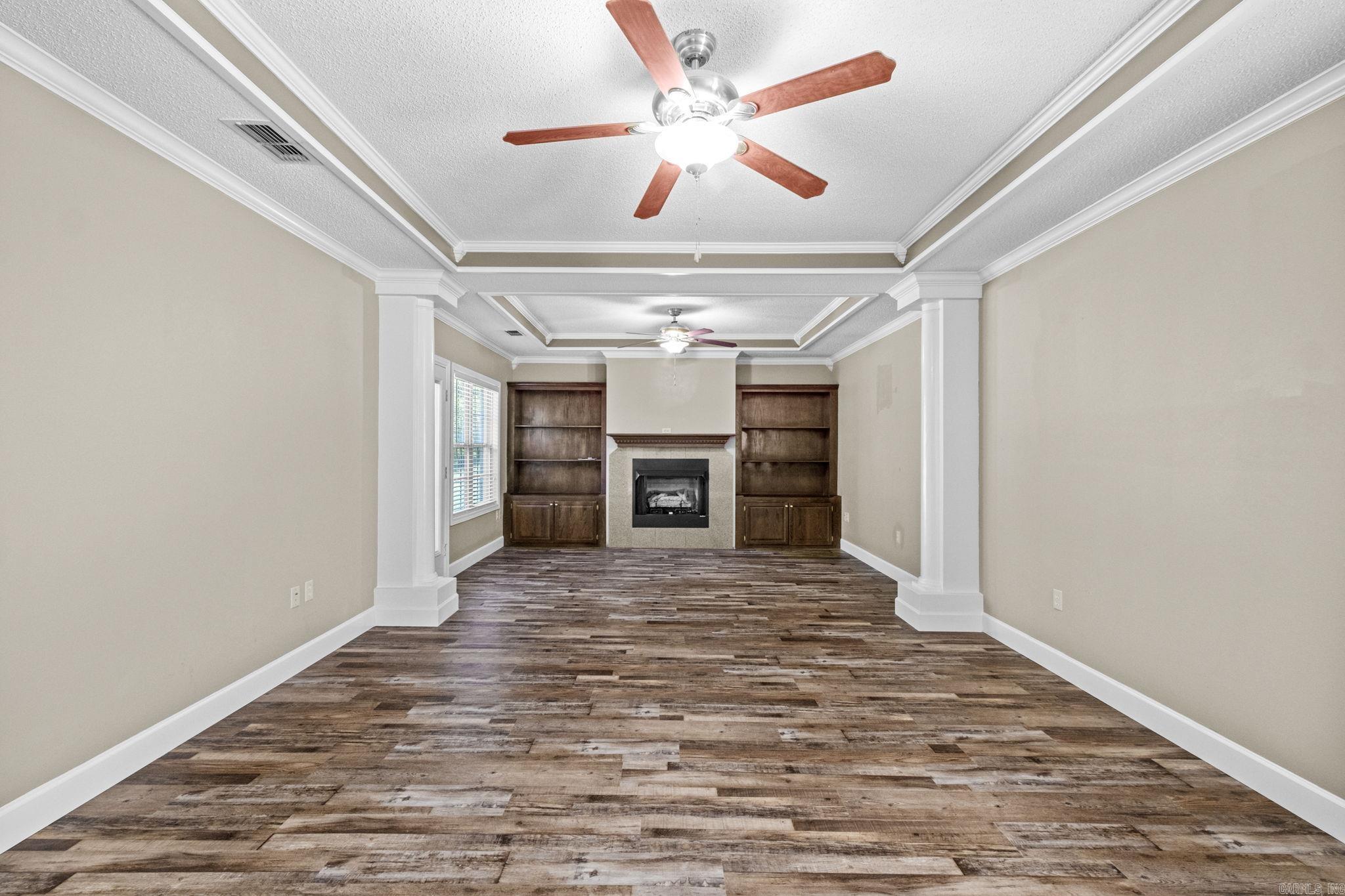 Royal Oaks - Residential