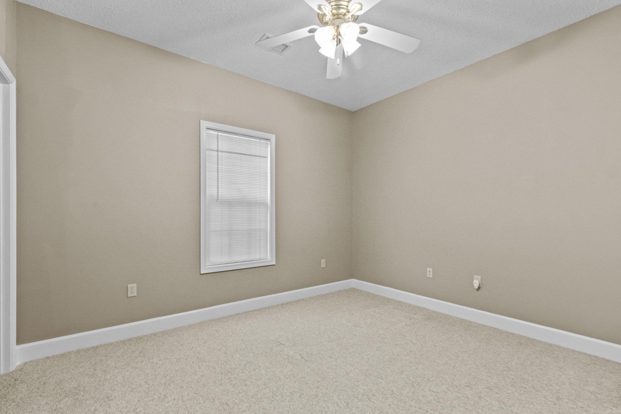 Royal Oaks - Residential