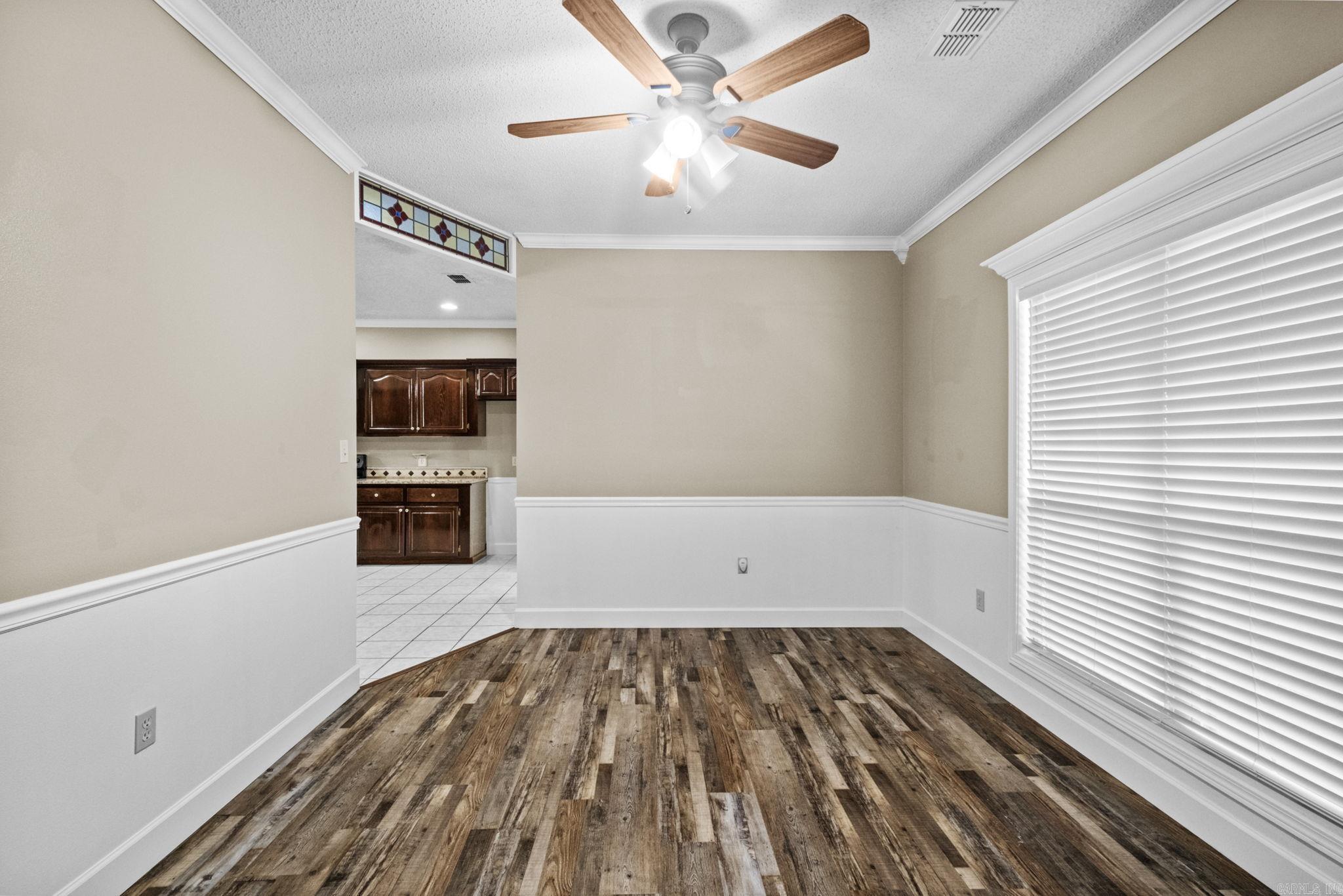 Royal Oaks - Residential