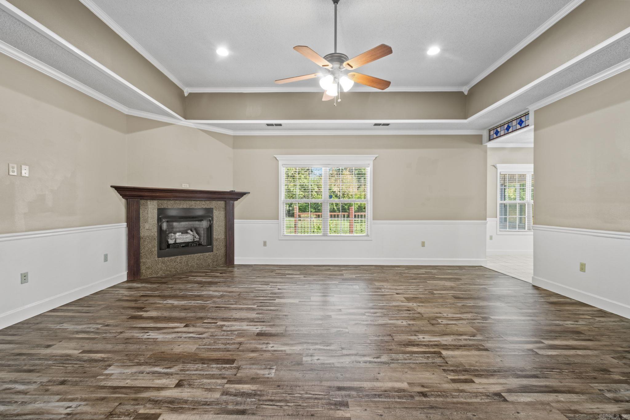 Royal Oaks - Residential