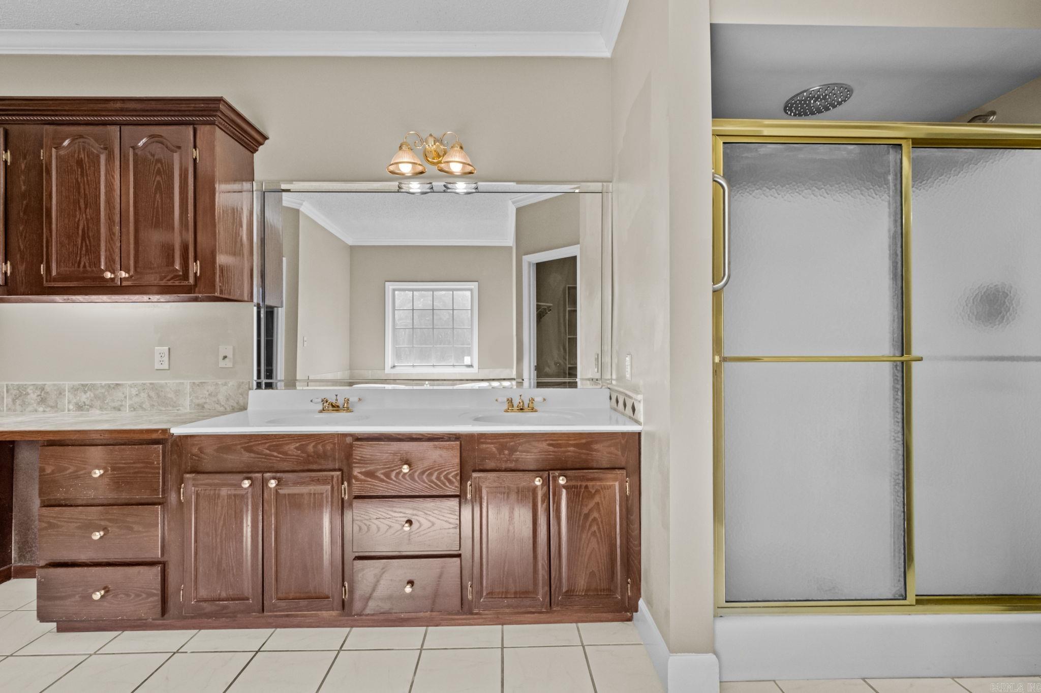 Royal Oaks - Residential