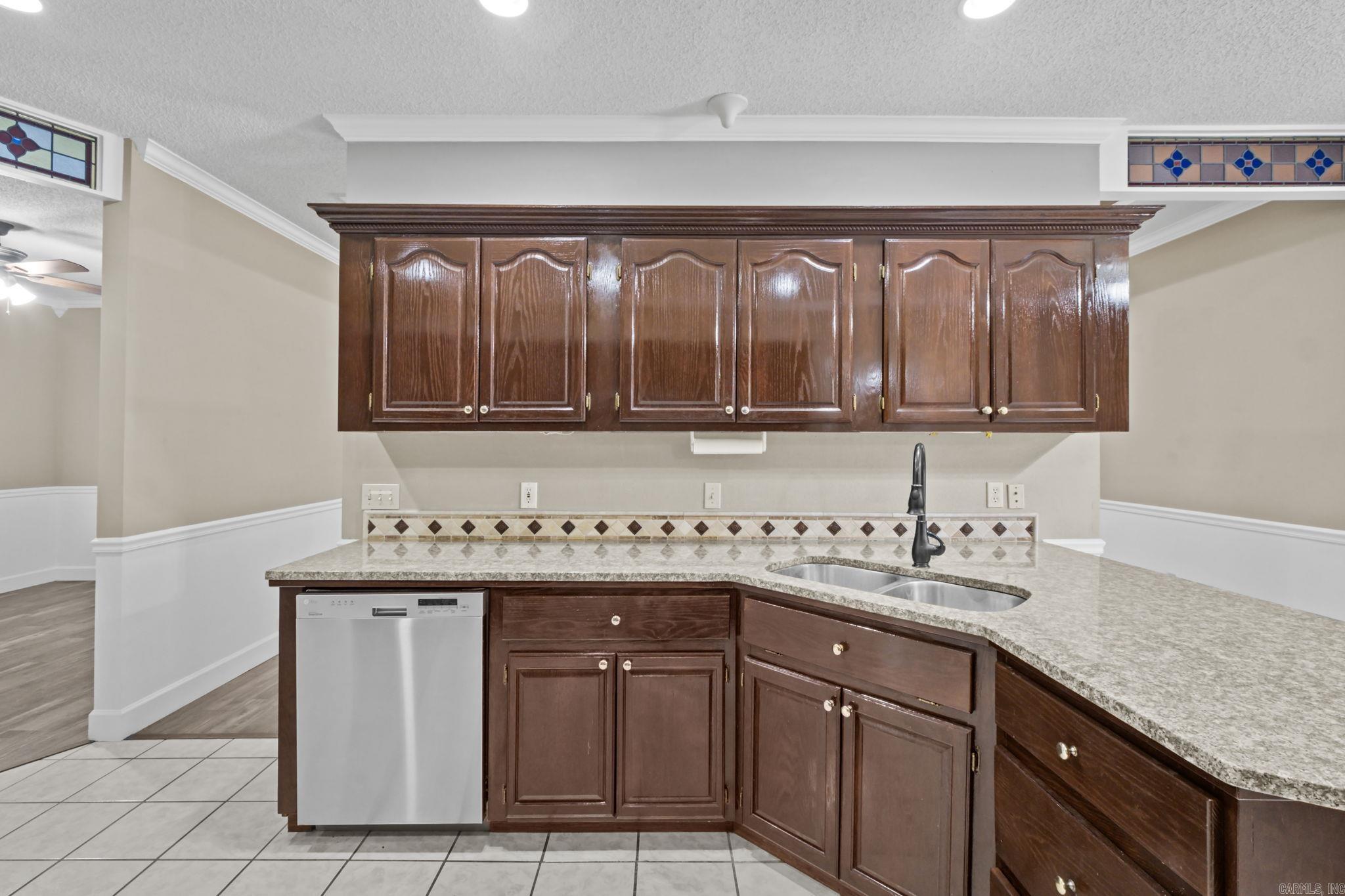 Royal Oaks - Residential