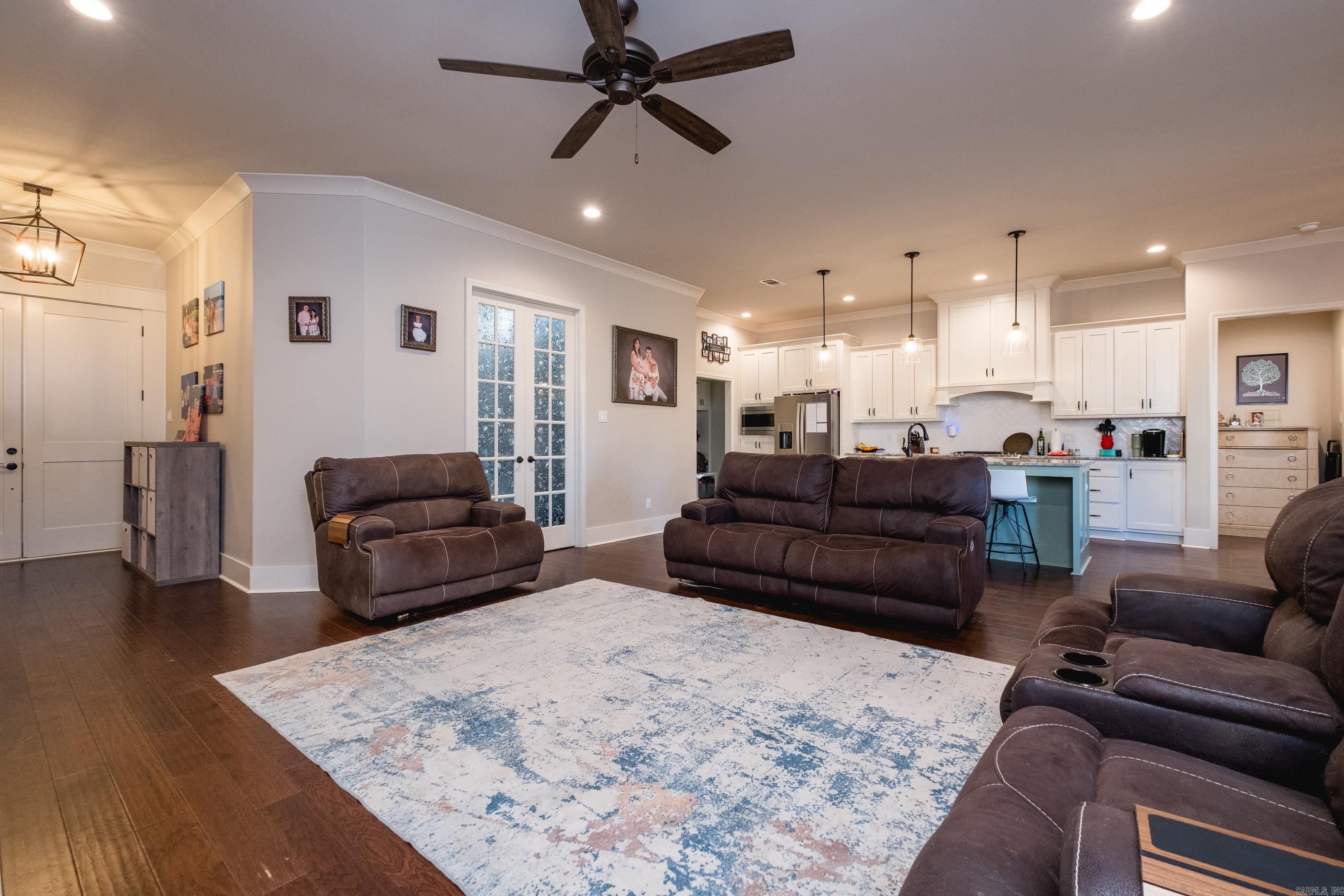 MILLERS GLENN - Residential