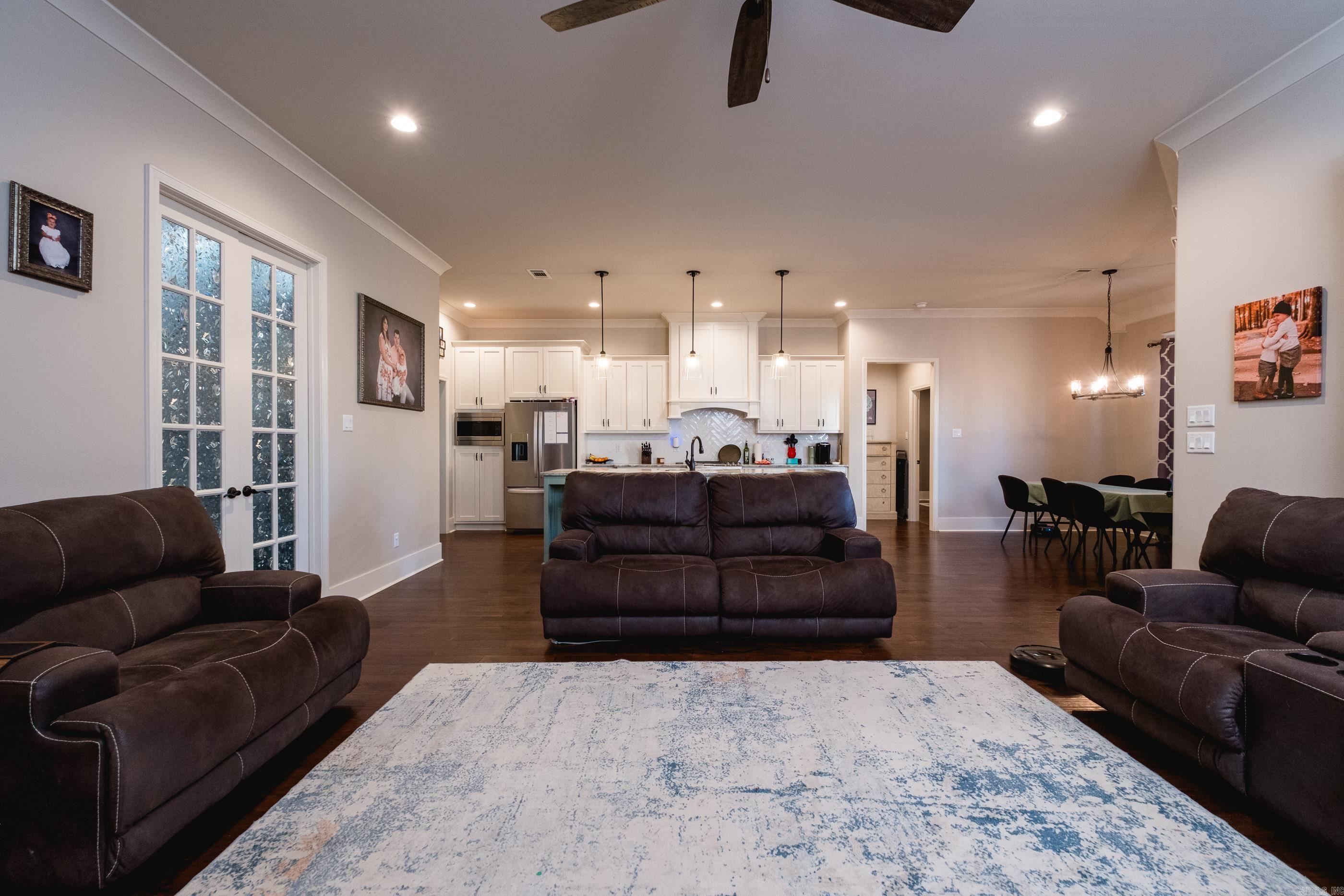 MILLERS GLENN - Residential