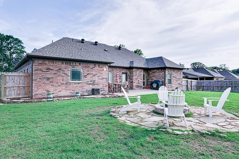 SHADOW CREEK - Residential