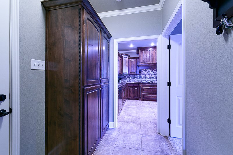 SHADOW CREEK - Residential