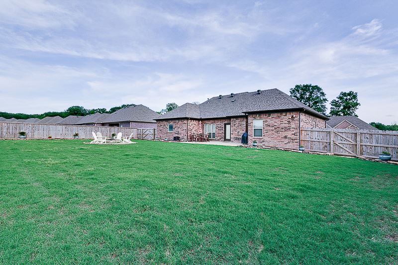 SHADOW CREEK - Residential