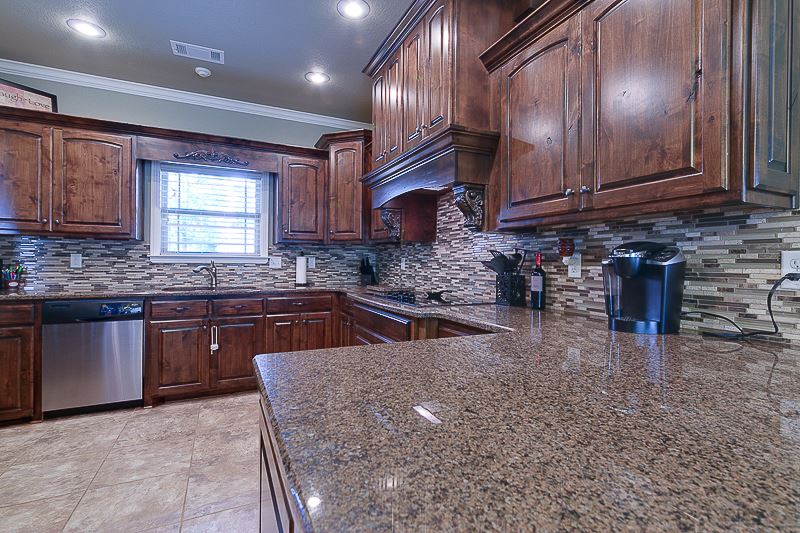 SHADOW CREEK - Residential