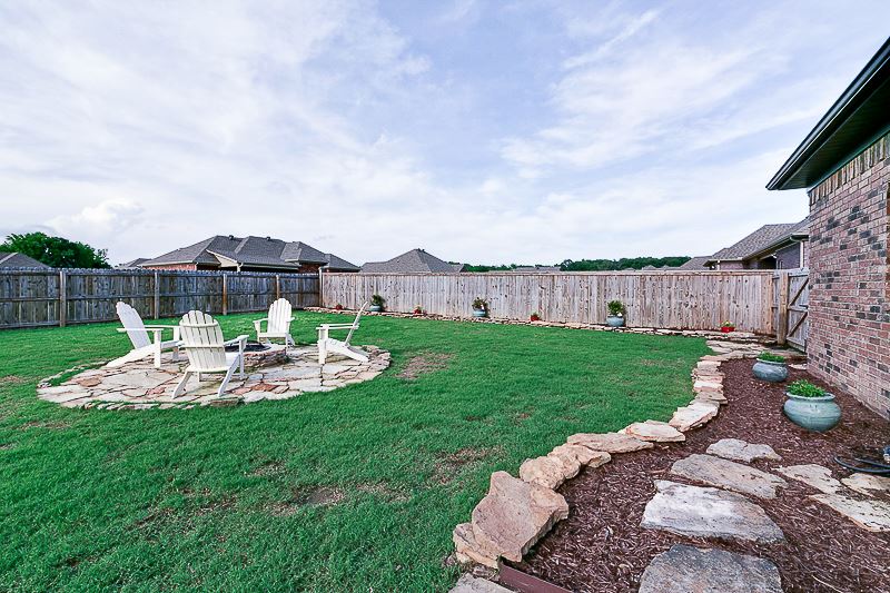 SHADOW CREEK - Residential