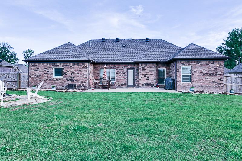 SHADOW CREEK - Residential