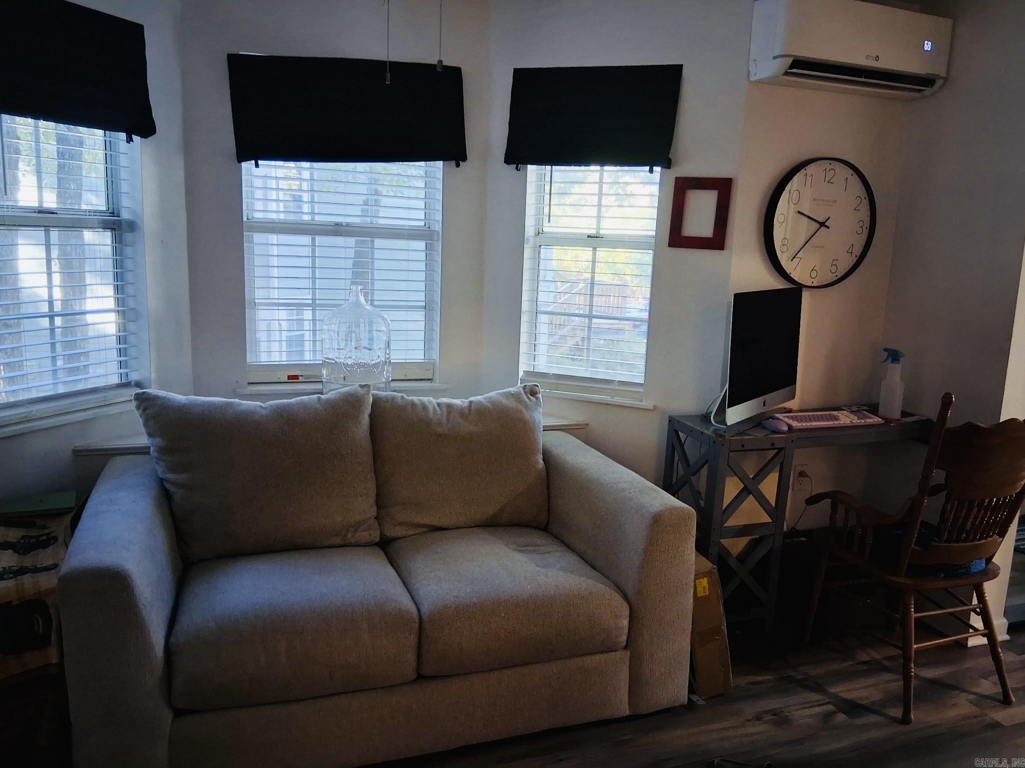 SUMMERHILL PLACE CONDOS - Residential